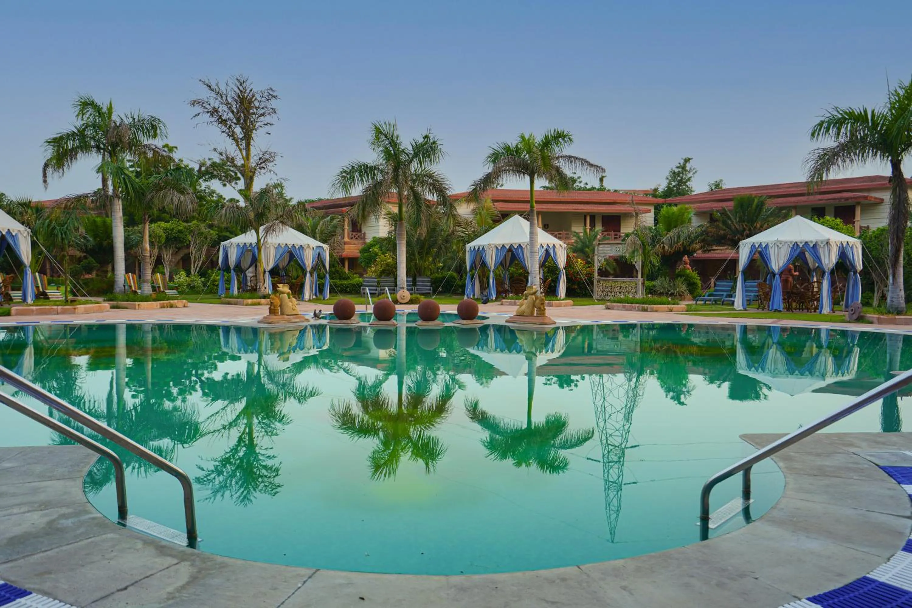 Swimming pool in Marugarh Resort and Spa