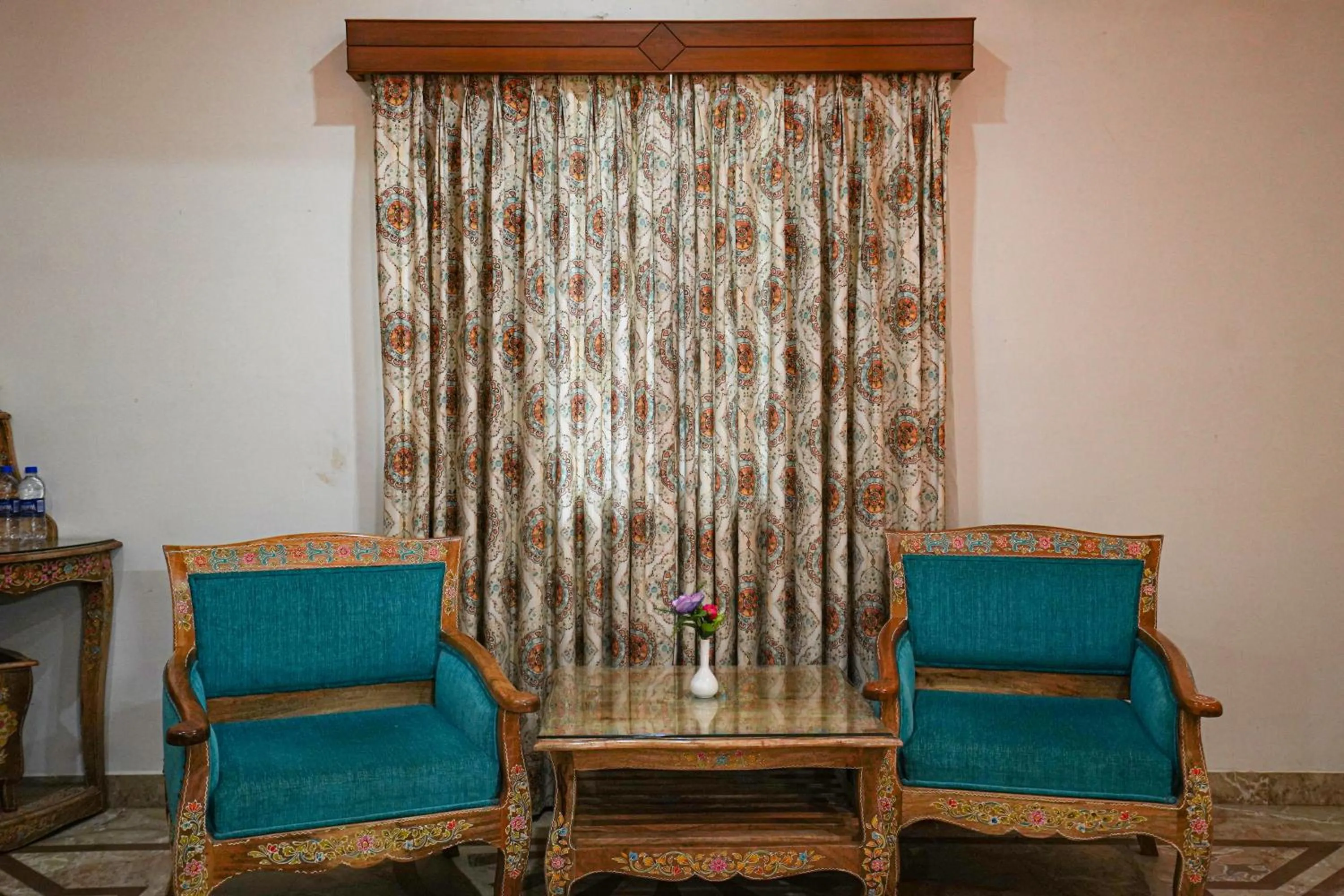 Seating area in Marugarh Resort and Spa