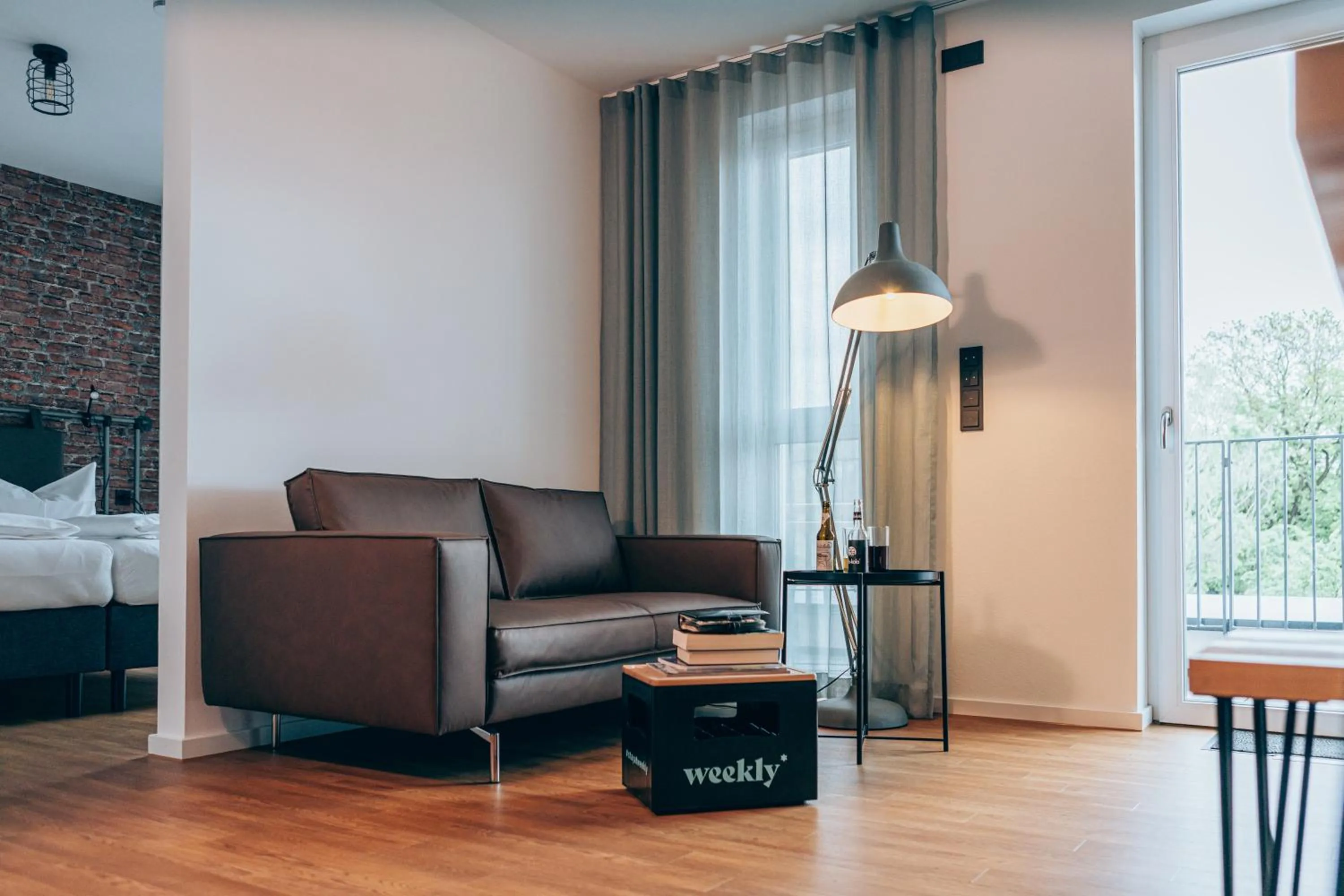 Living room, Bed in Weekly Boardinghouse