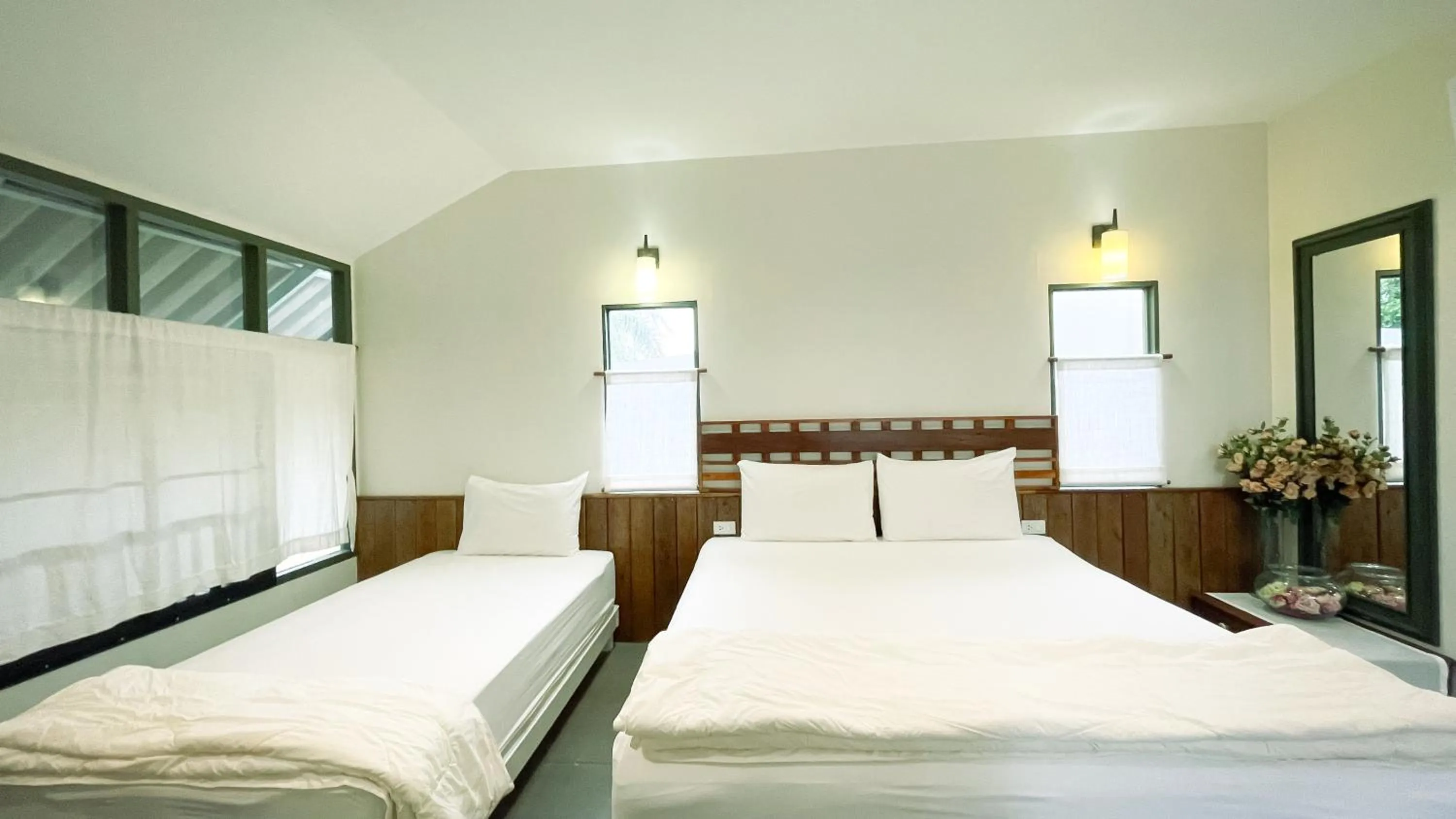 Bedroom, Bed in Rimsira