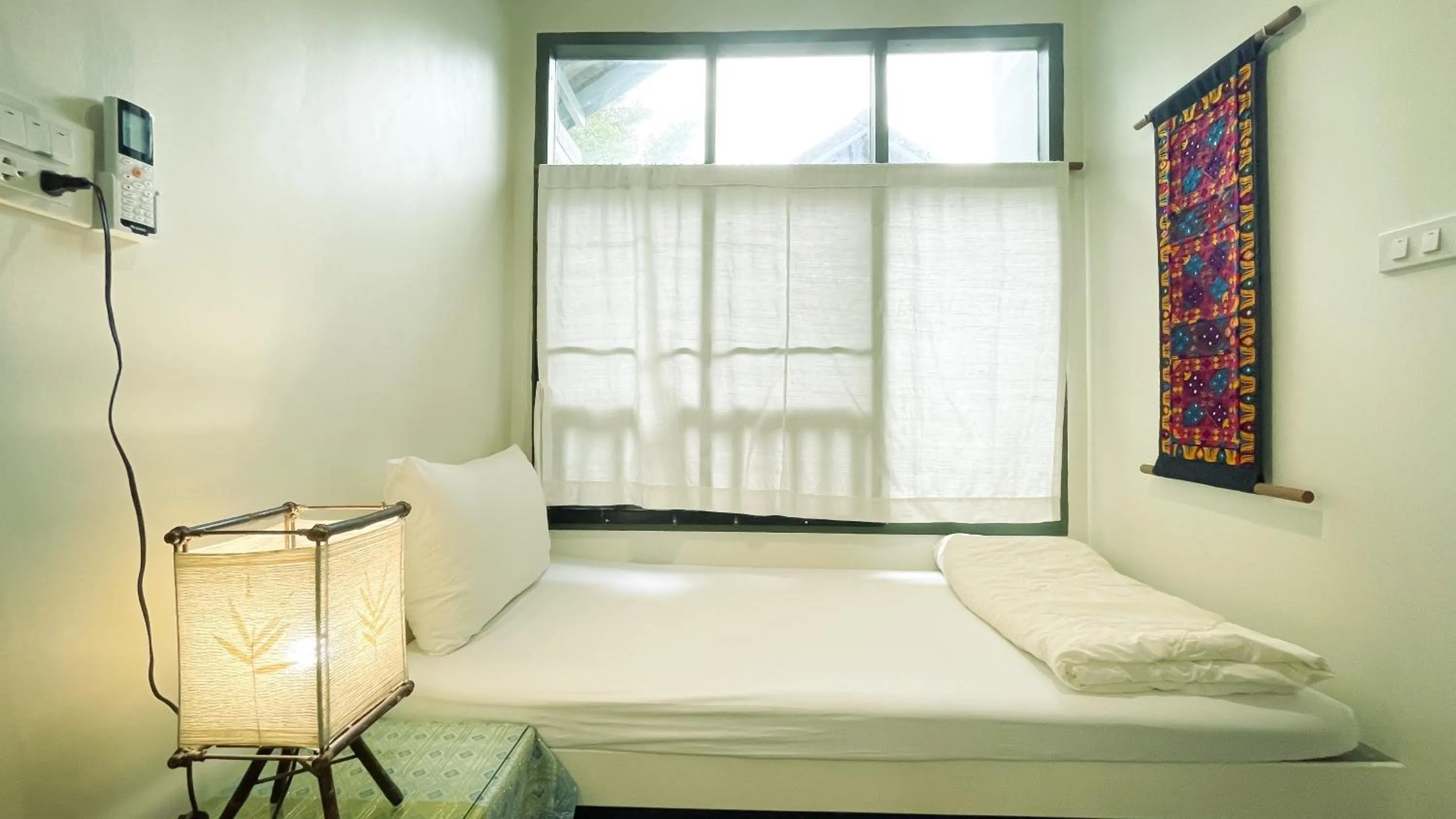 Bedroom, Bed in Rimsira