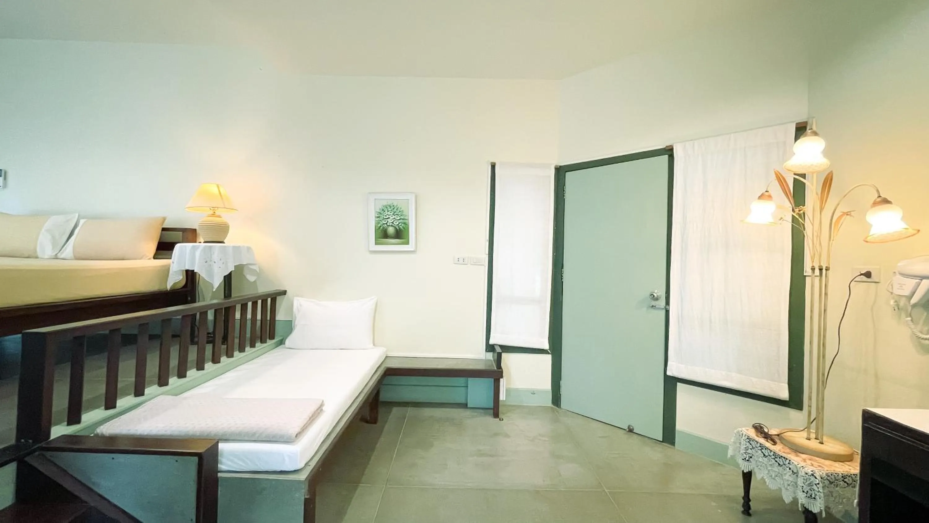 Bedroom, Bed in Rimsira