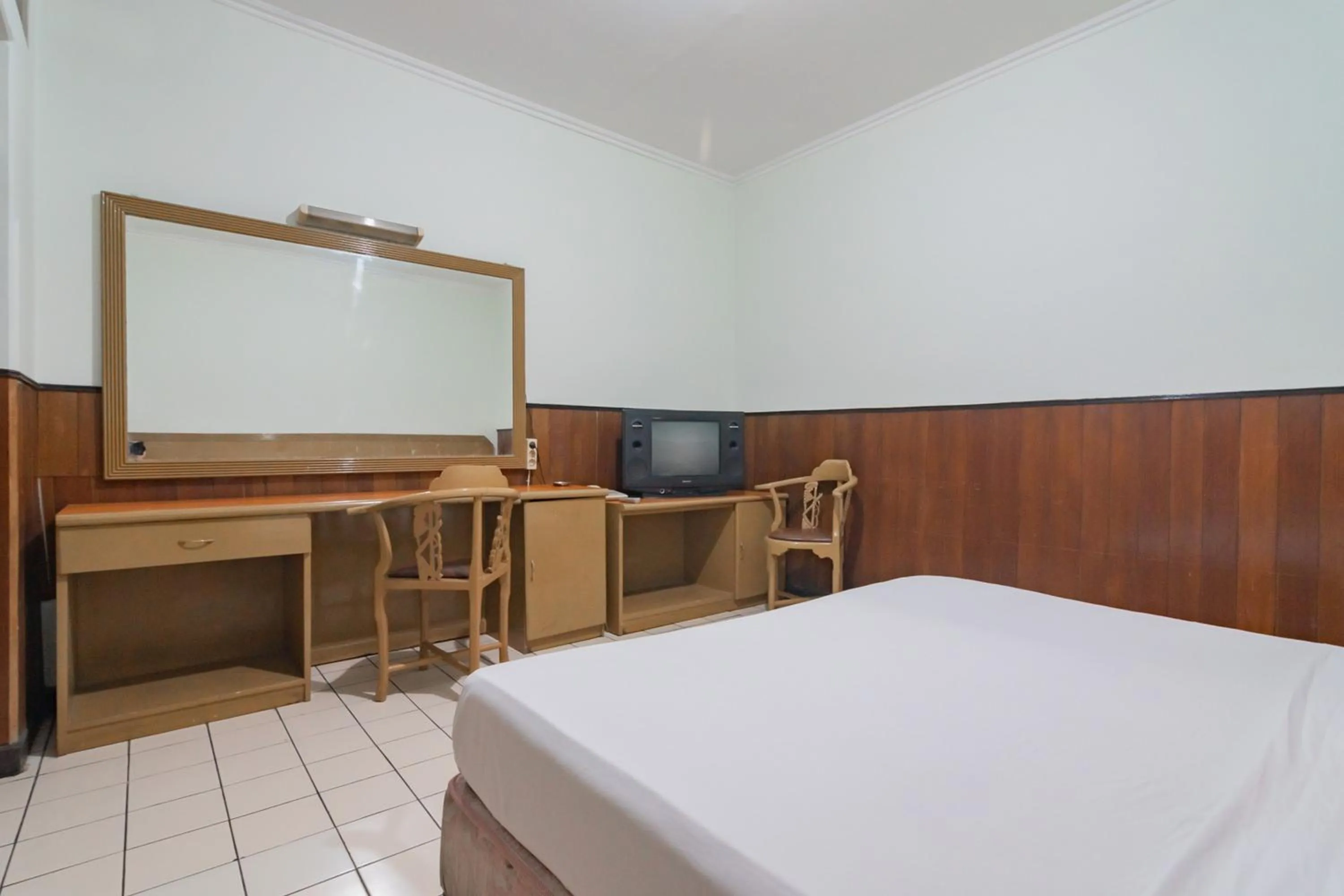 Photo of the whole room in KoolKost near Bandung Station