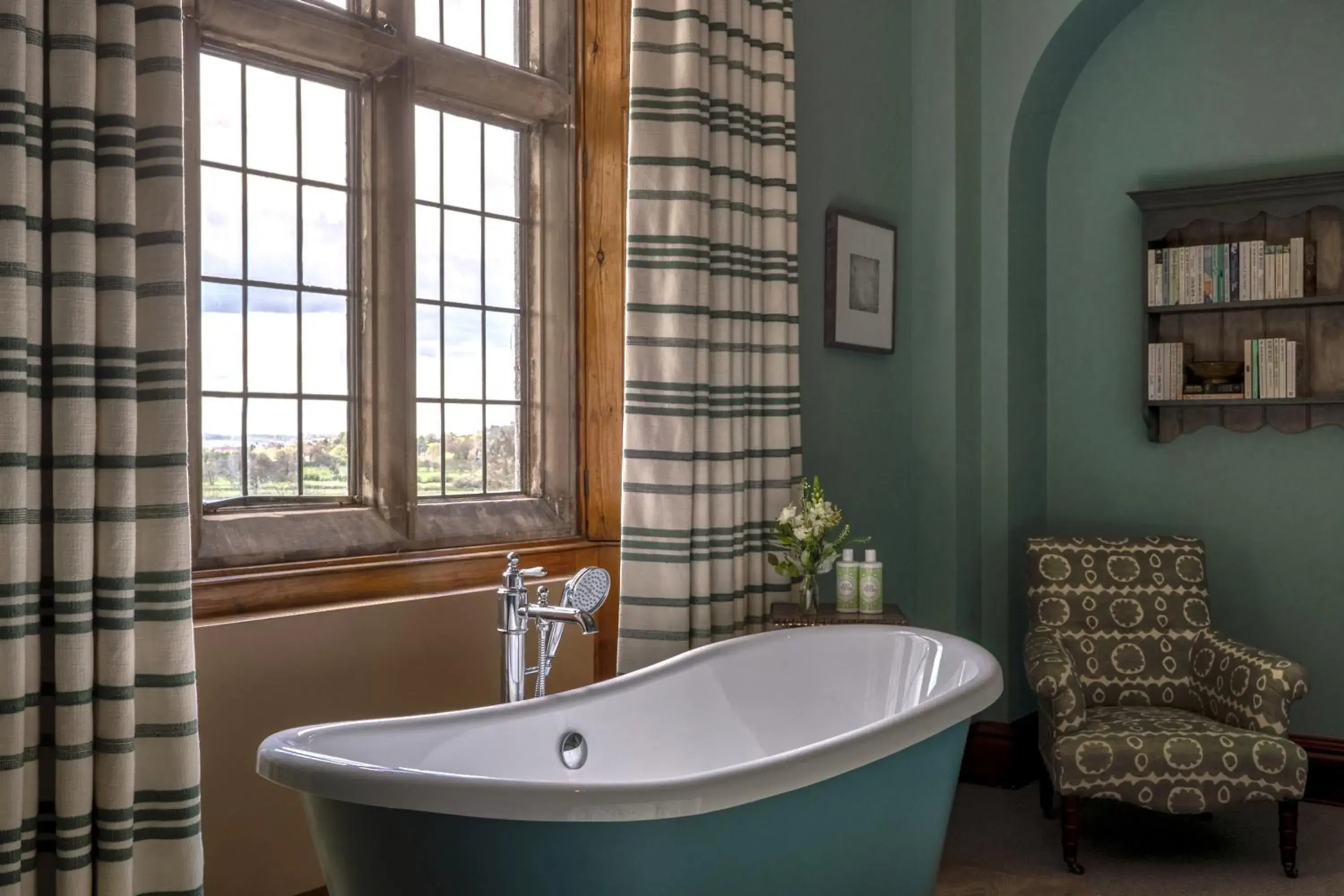 Suite - single occupancy in Wildhive Callow Hall Suite - single occupancy in Wildhive Callow Hall