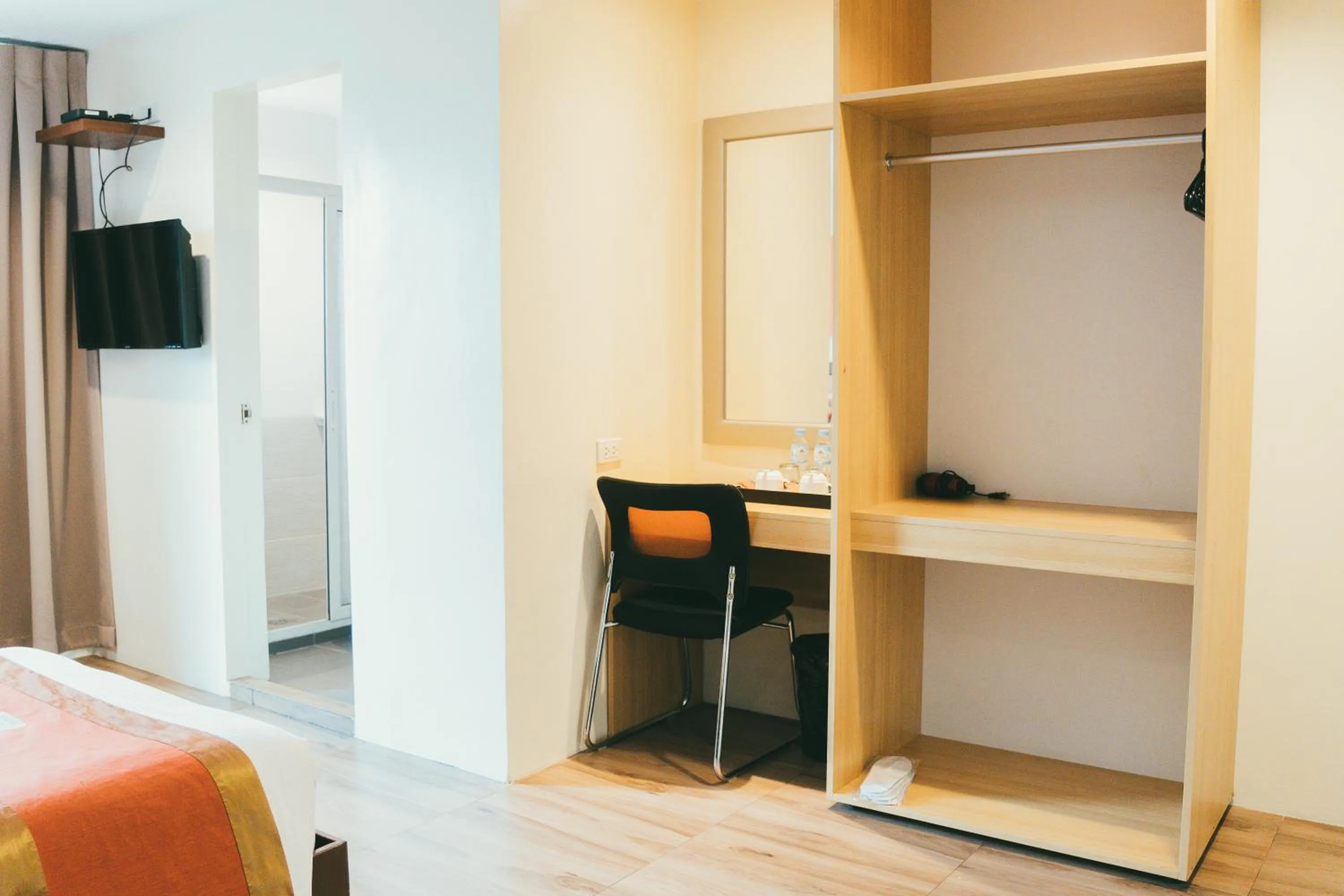 Bed in NS Royal Hotel