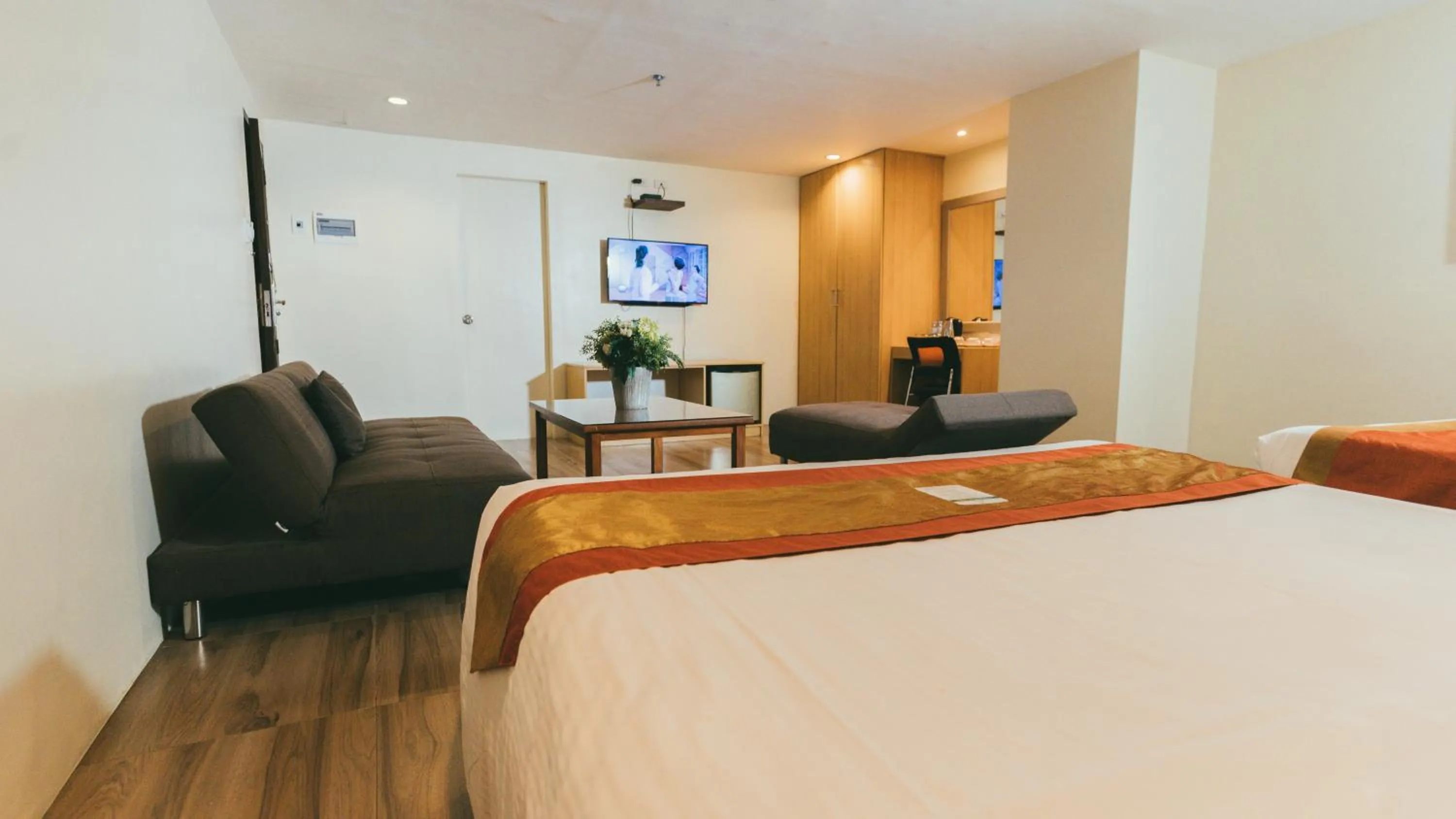 Bed in NS Royal Hotel