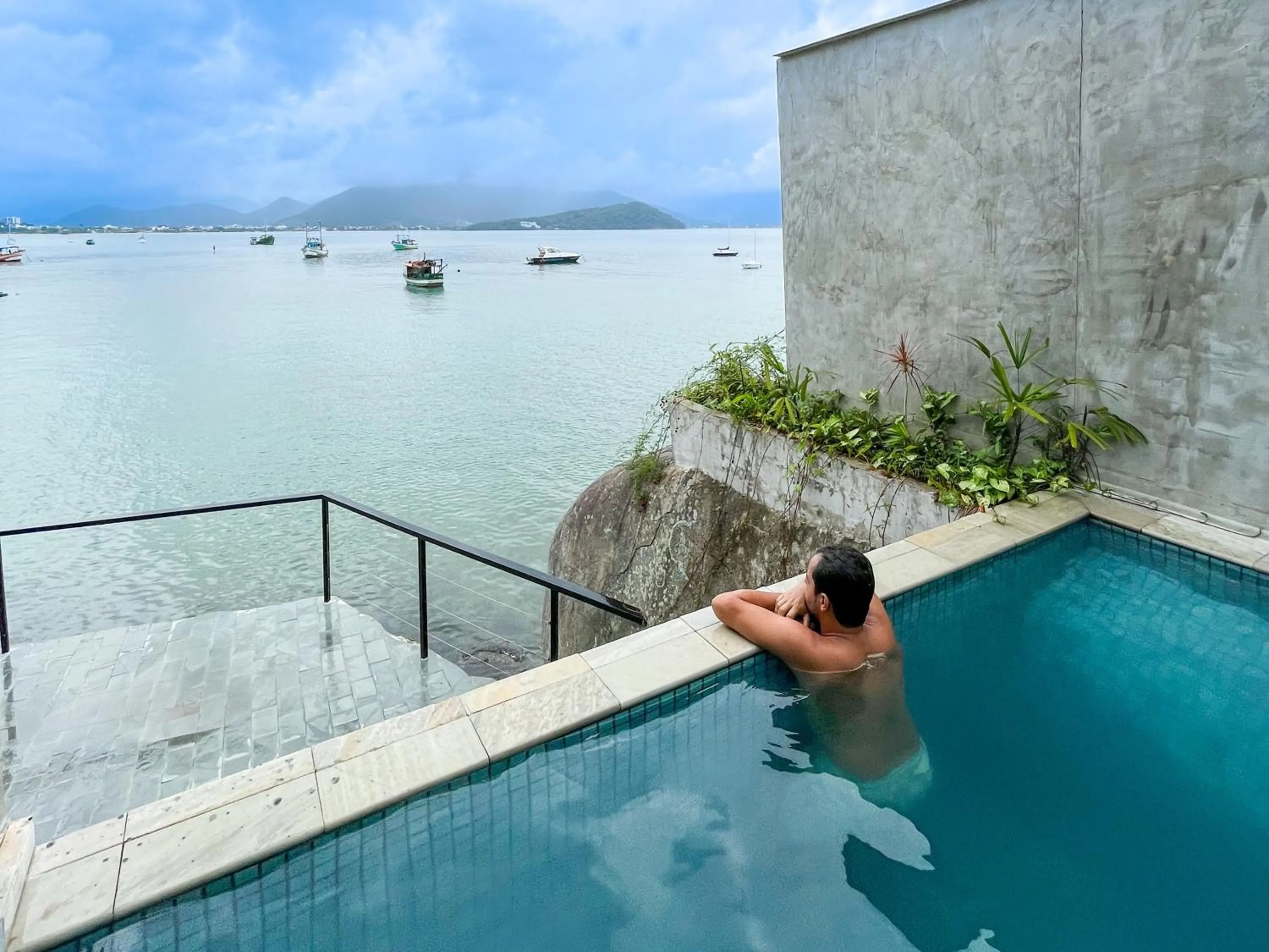 Pool view in 1819 Marine Hotel