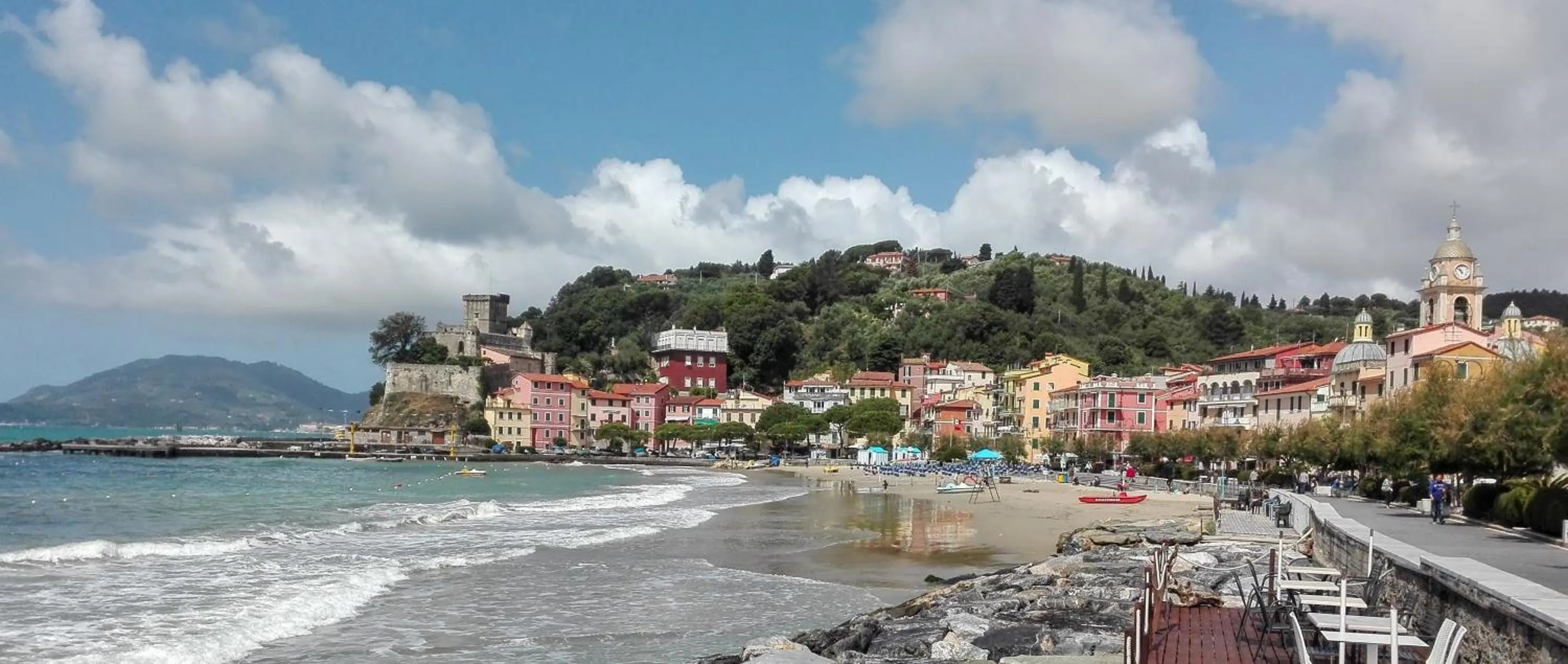 Nearby landmark in Residence Mare Azzurro