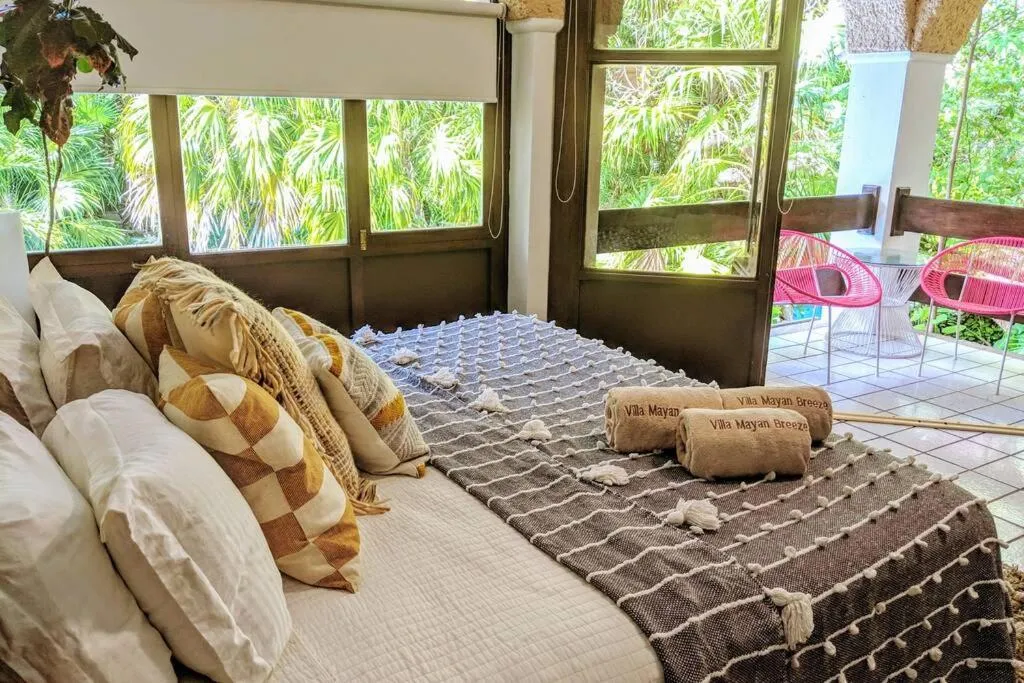 Bed in Steps to Ocean Huge Beach Villa Private Pool in Exclusive Fase 1 Playacar