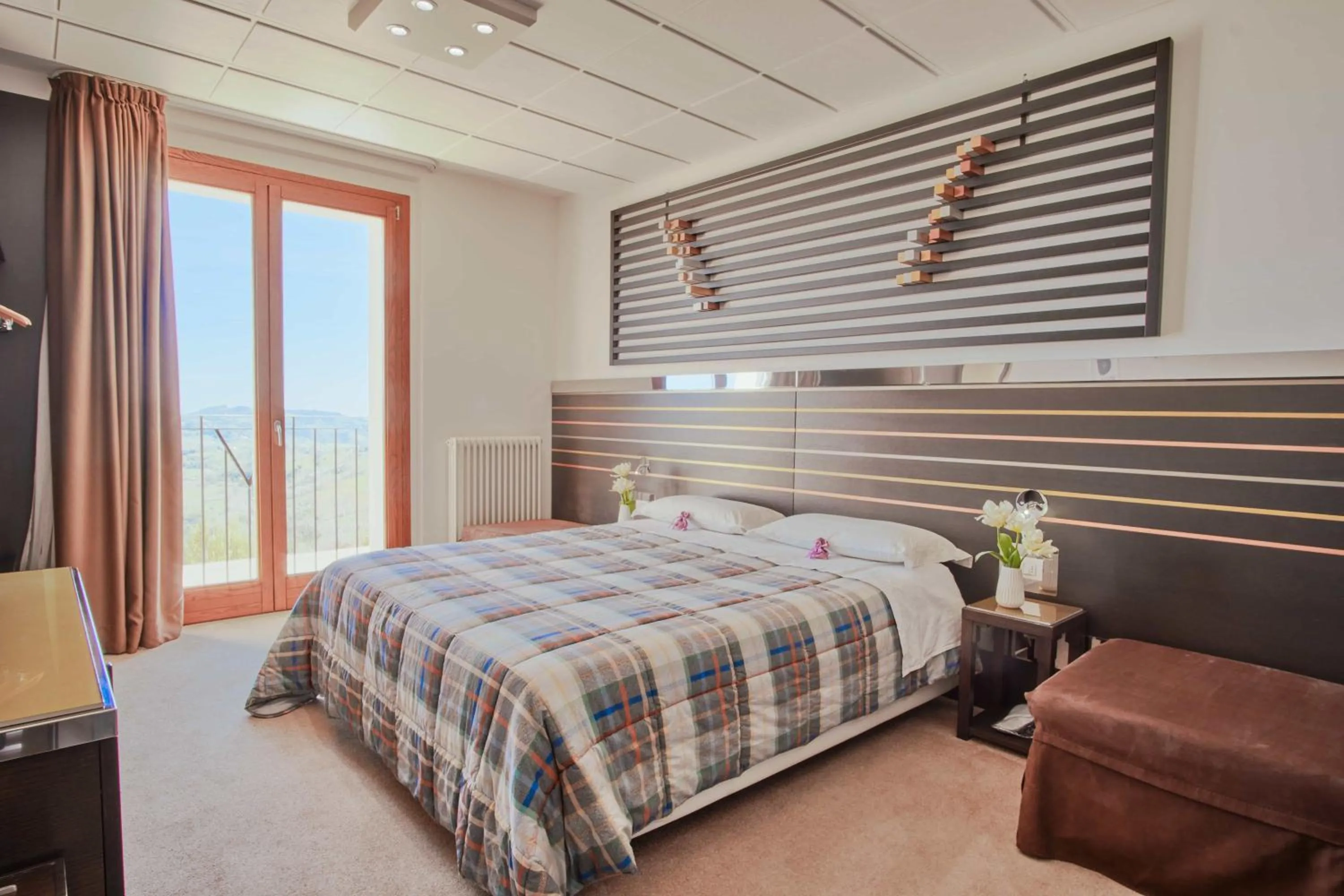 Bed in Albergo Diffuso Spa - Il Poggetto tra Urbino & San Marino