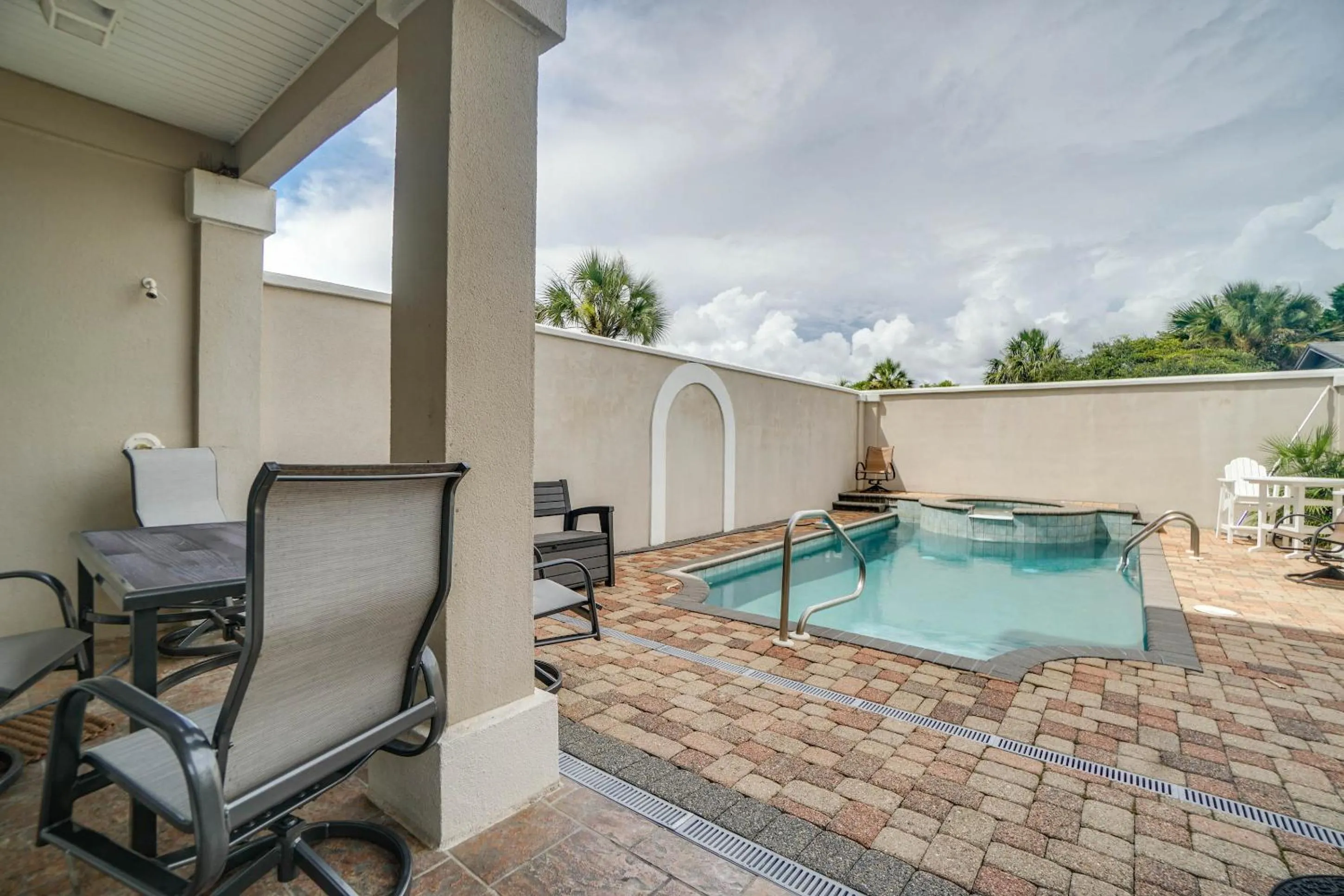 Natural landscape in Beach House - Stairway to Heaven