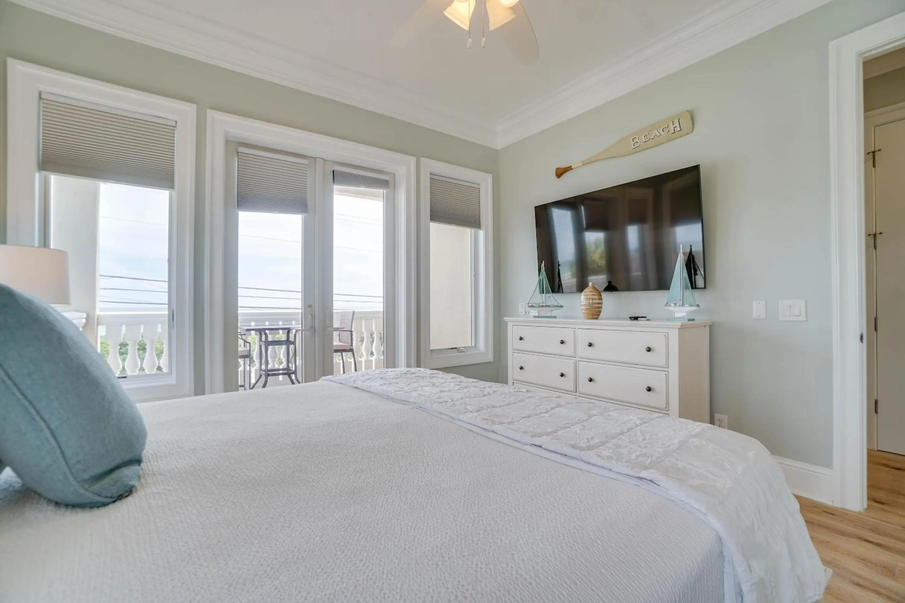 Bed in Beach House - Stairway to Heaven