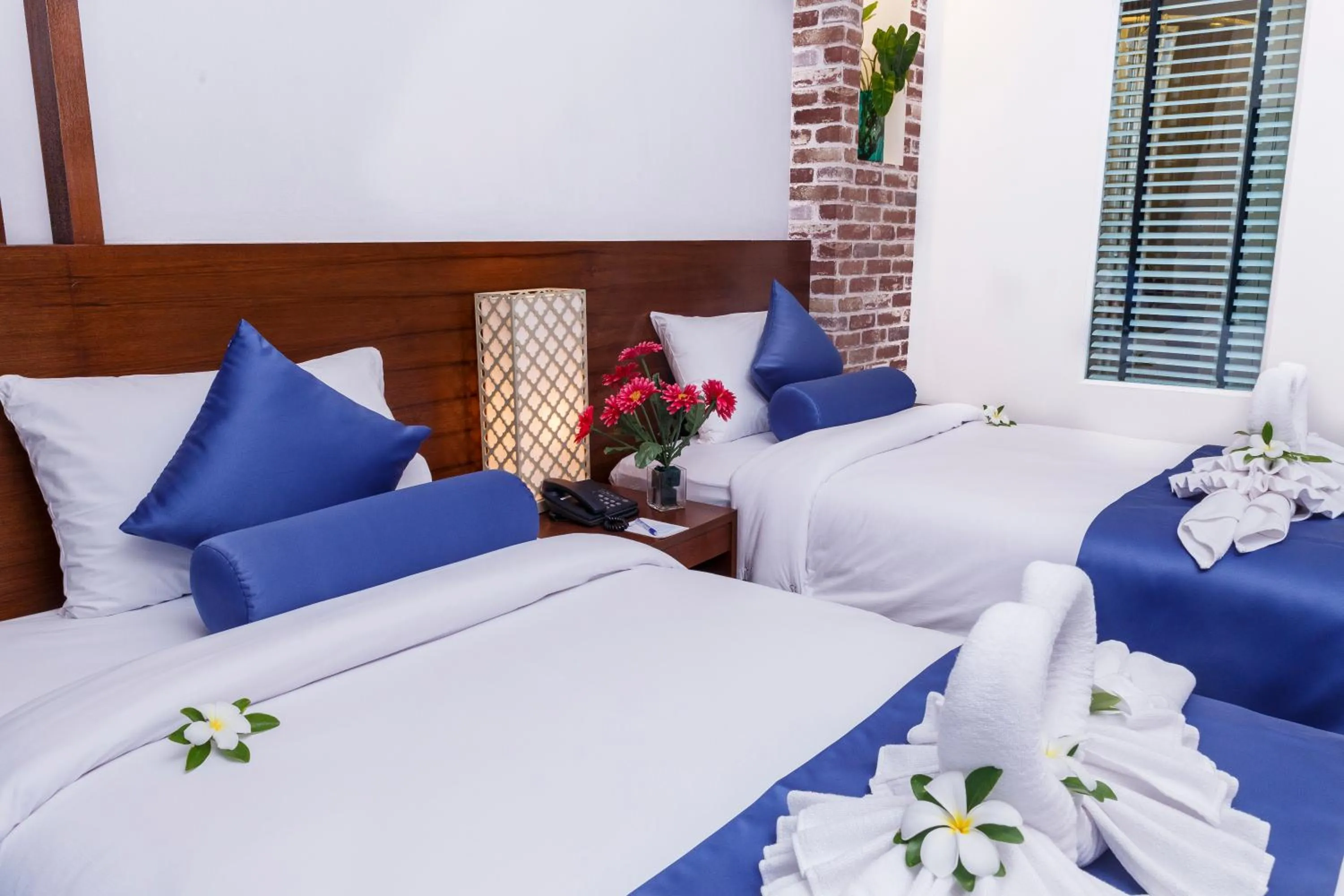 Bedroom, Bed in Brook Resort & Villas