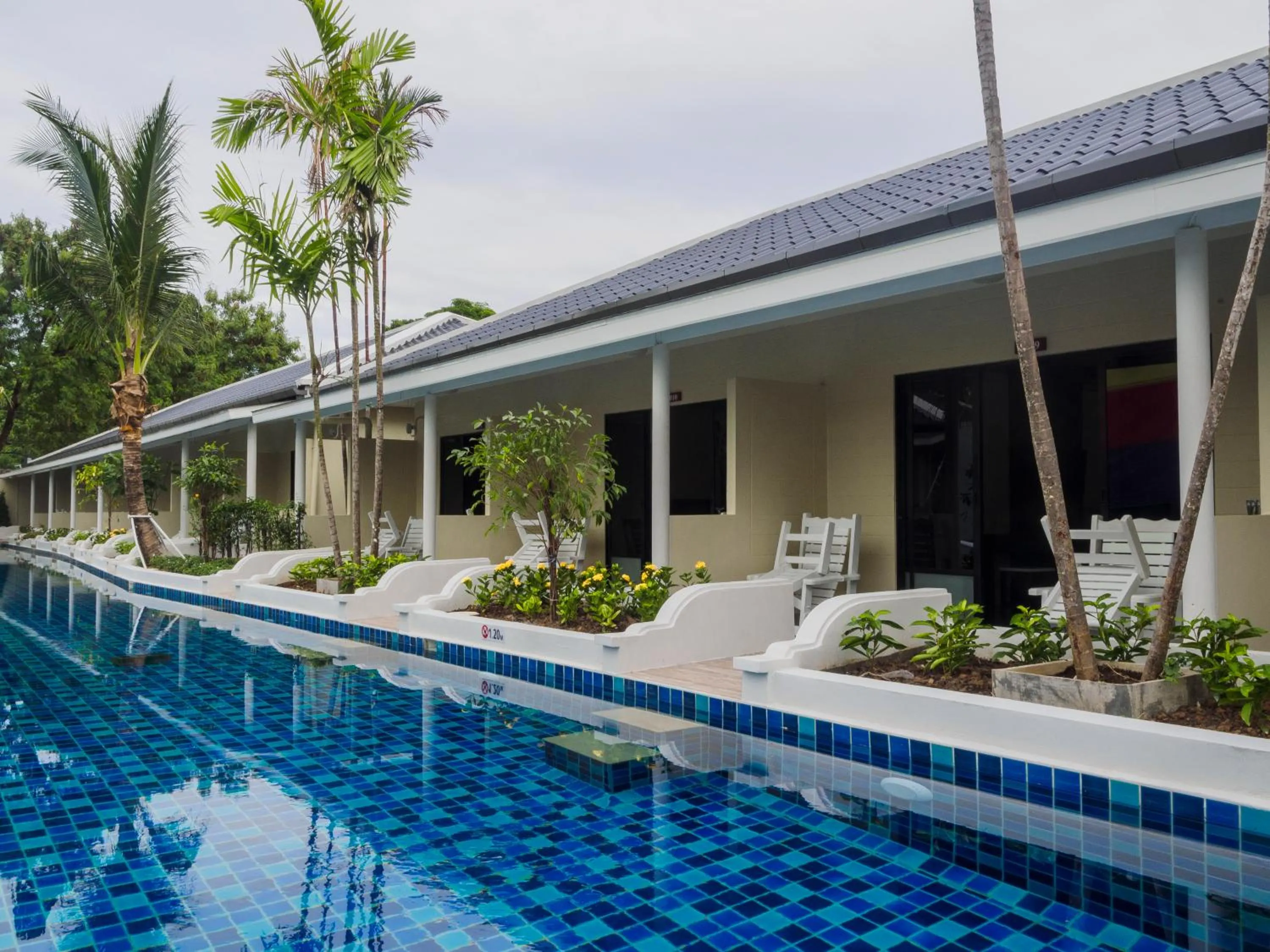 Swimming pool in Brook Resort & Villas