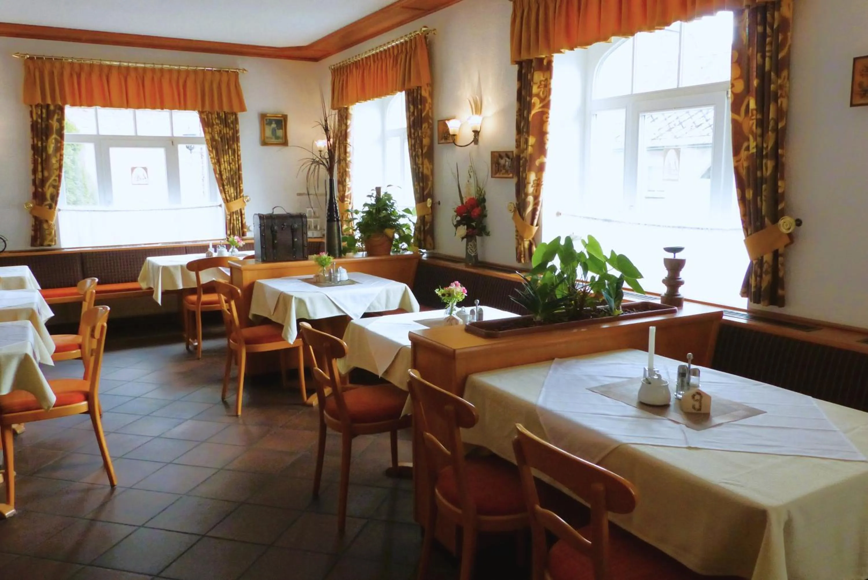 Restaurant/places to eat in Hotel Seiffener Hof***