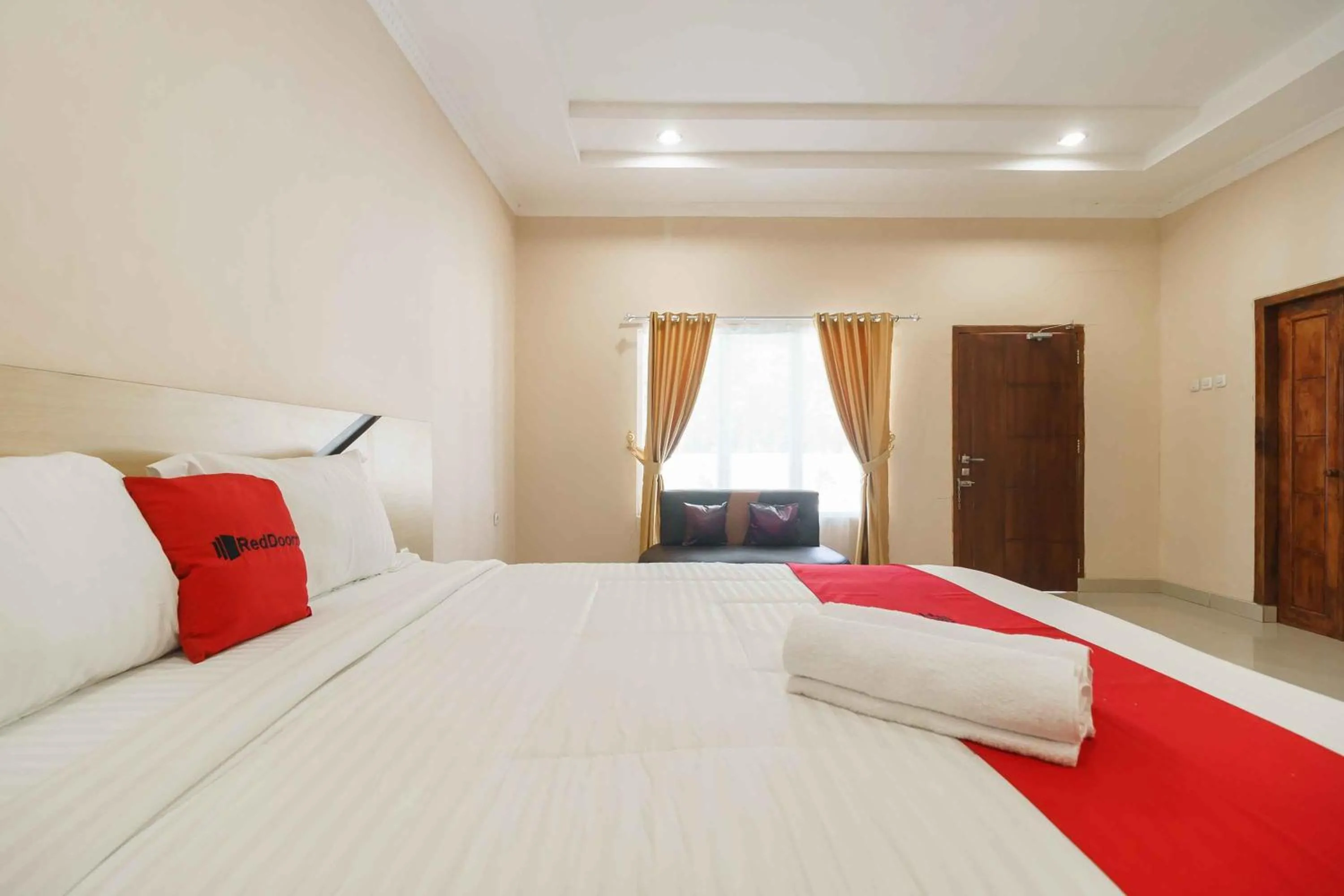 Bed in RedDoorz @ Hotel Copacobana Bengkulu
