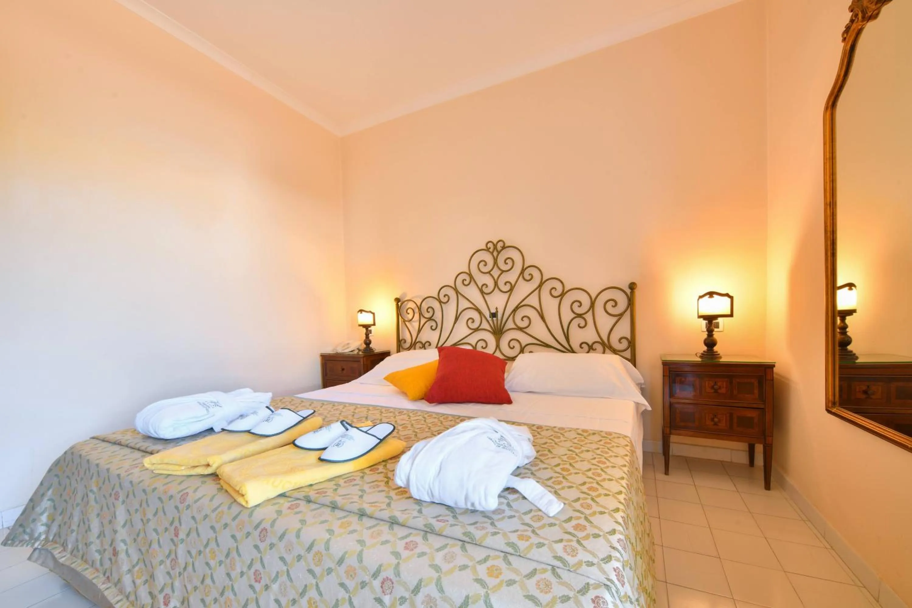 Bed in Grand Hotel Terme di Augusto