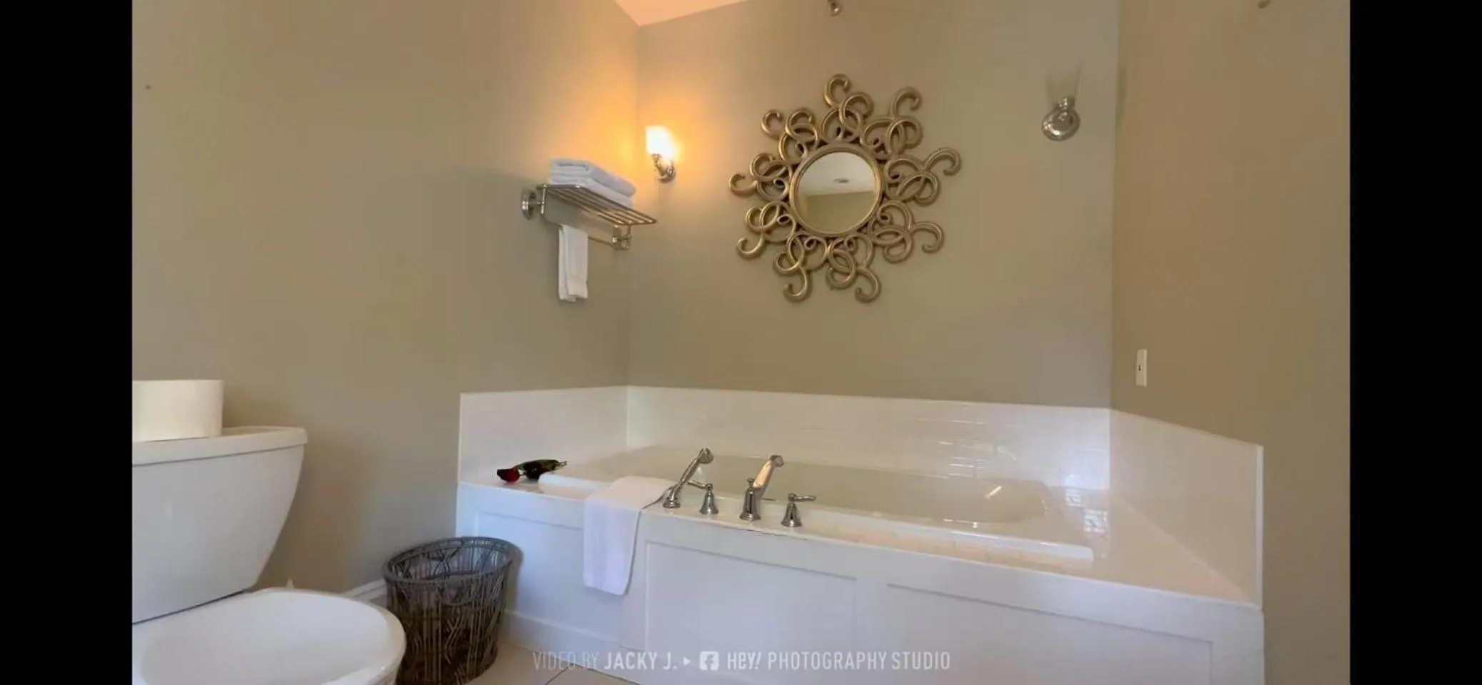 Bathroom in No 1 Grafton Inn