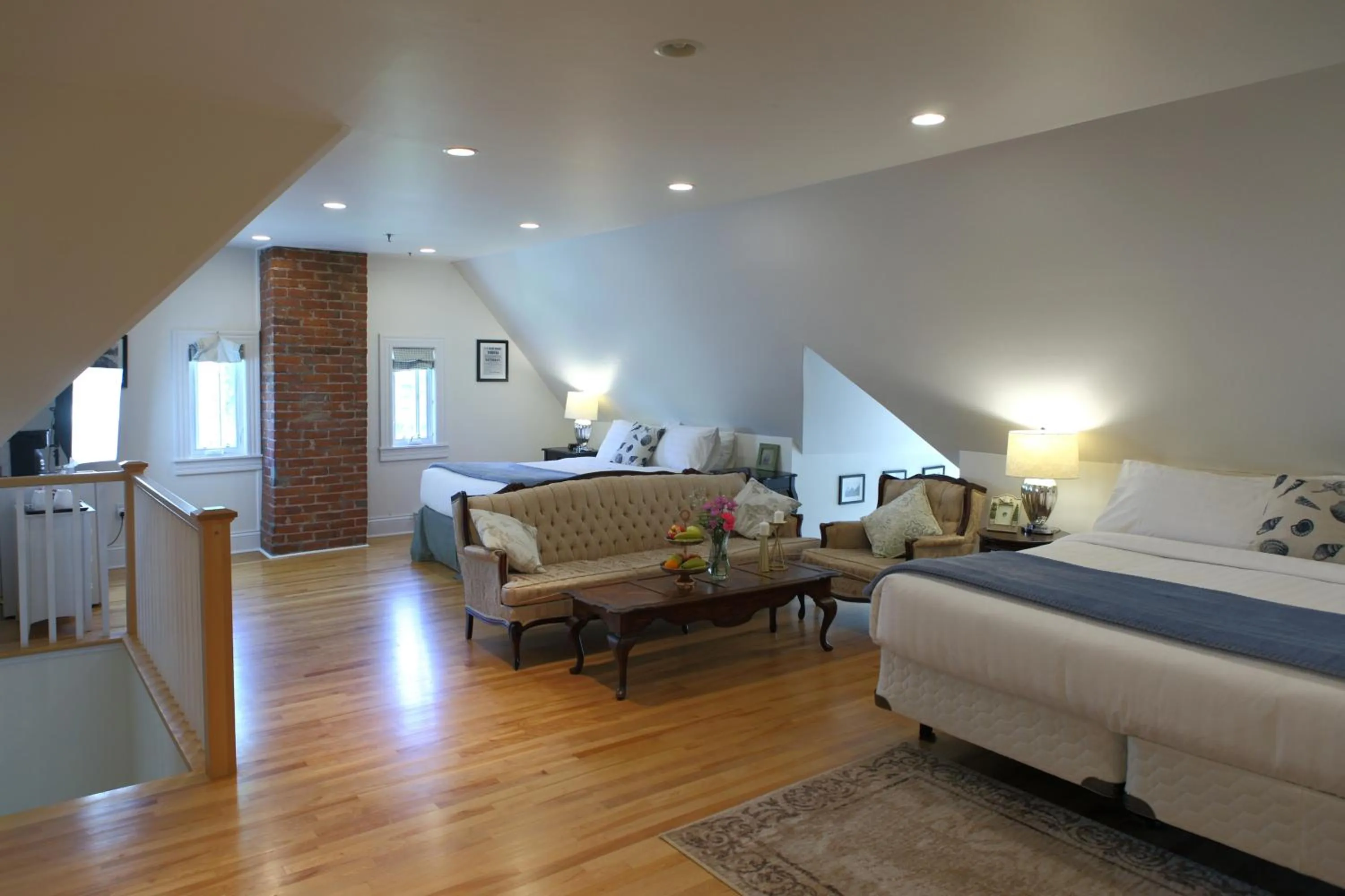 Bedroom, Bed in No 1 Grafton Inn
