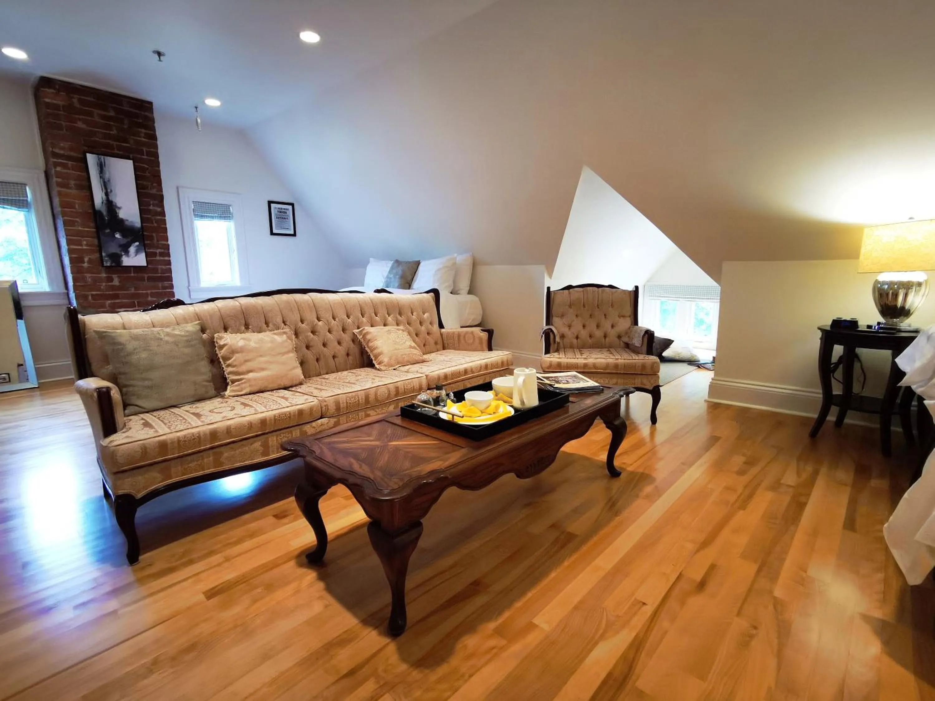 Bedroom in No 1 Grafton Inn