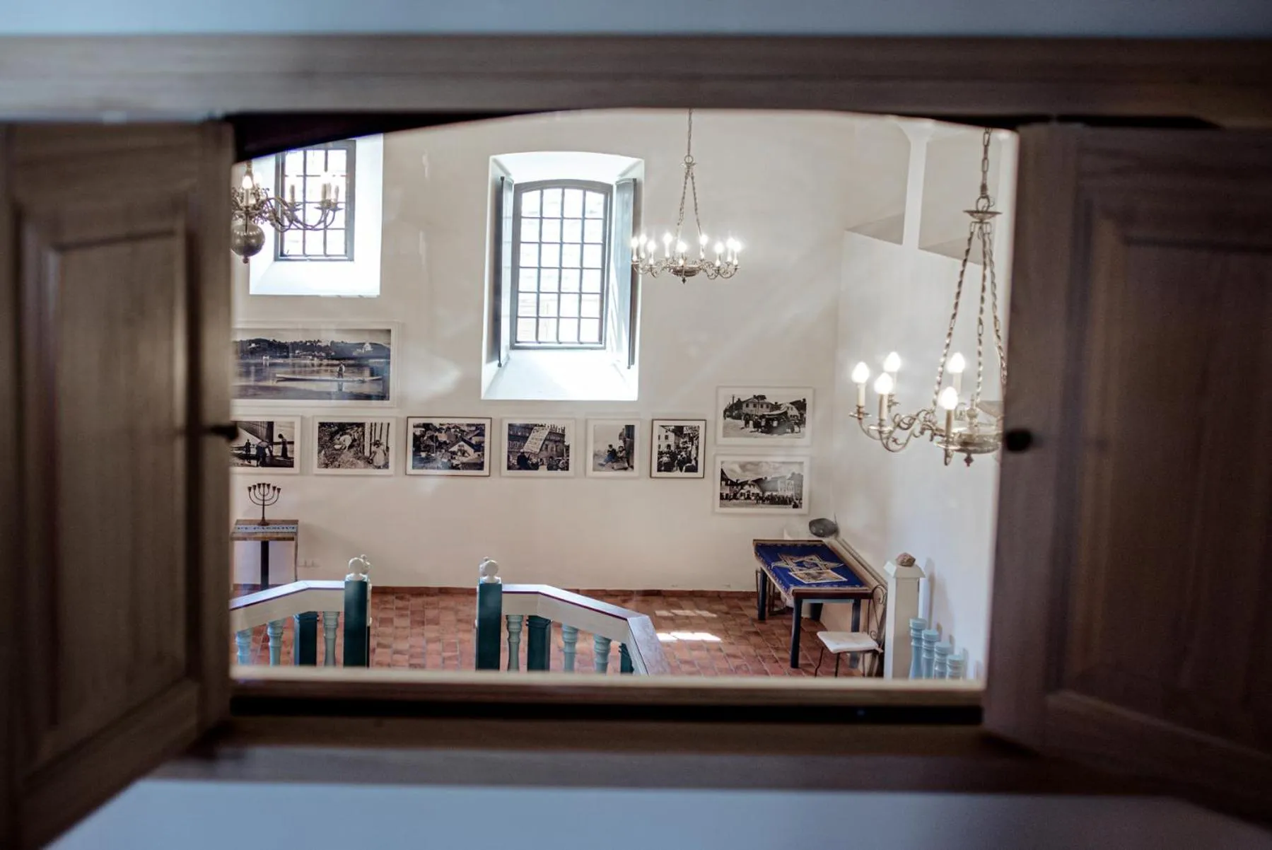 Inner courtyard view in Dawna Synagoga Beitenu