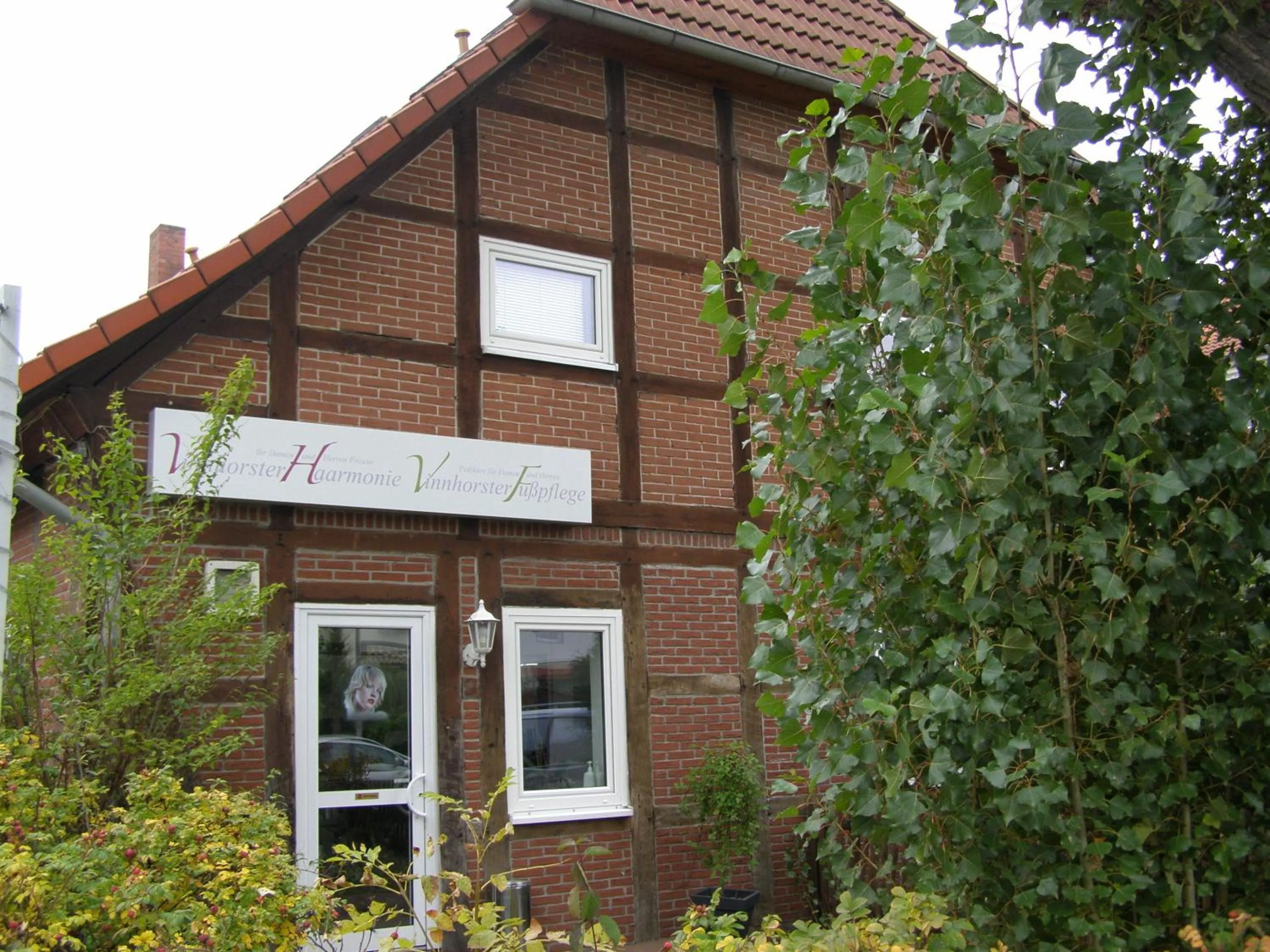 Facade/entrance in Hotel Alt Vinnhorst