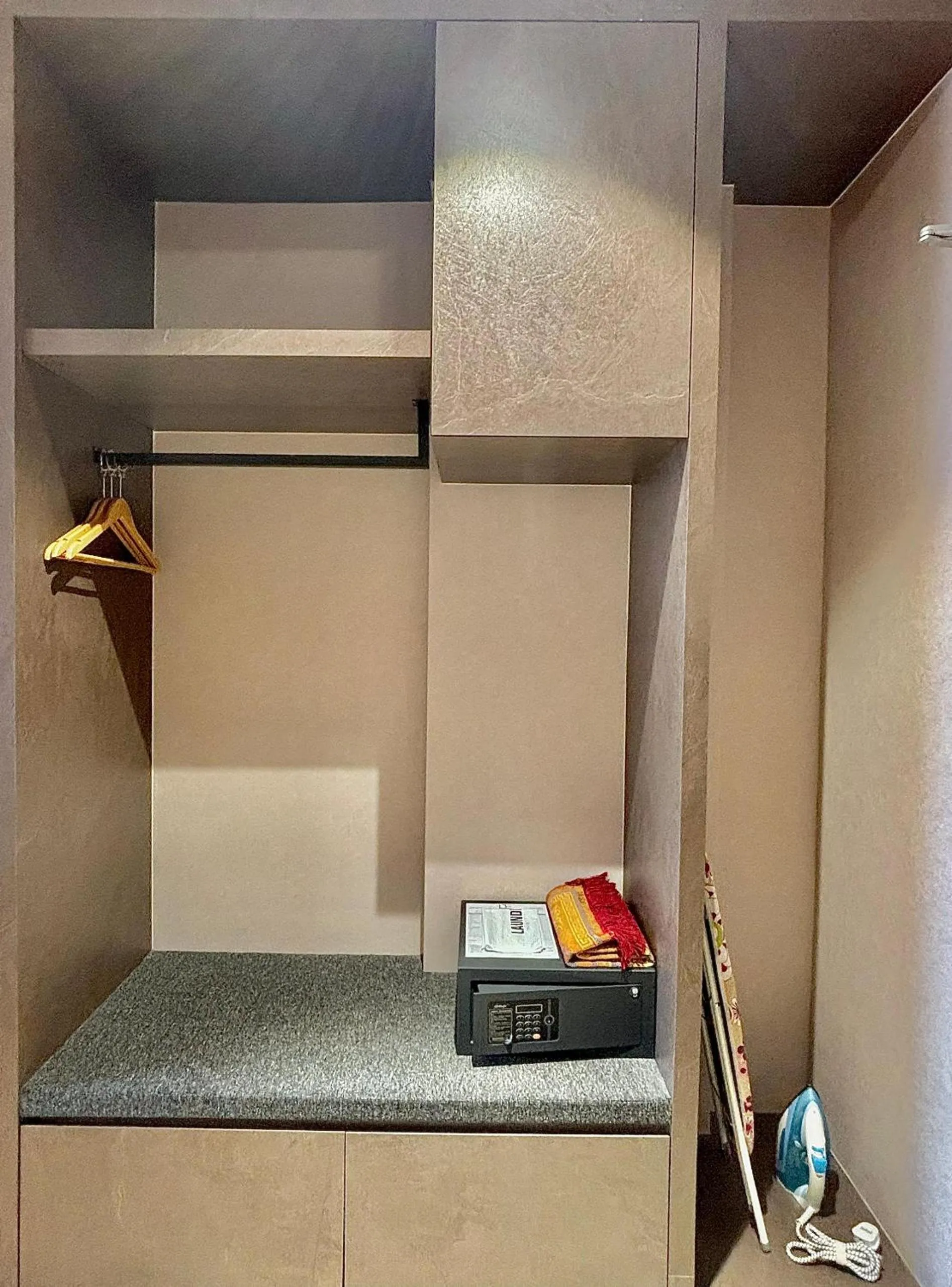 Other in D ELEGANCE GRAND BANDAR SERI ALAM