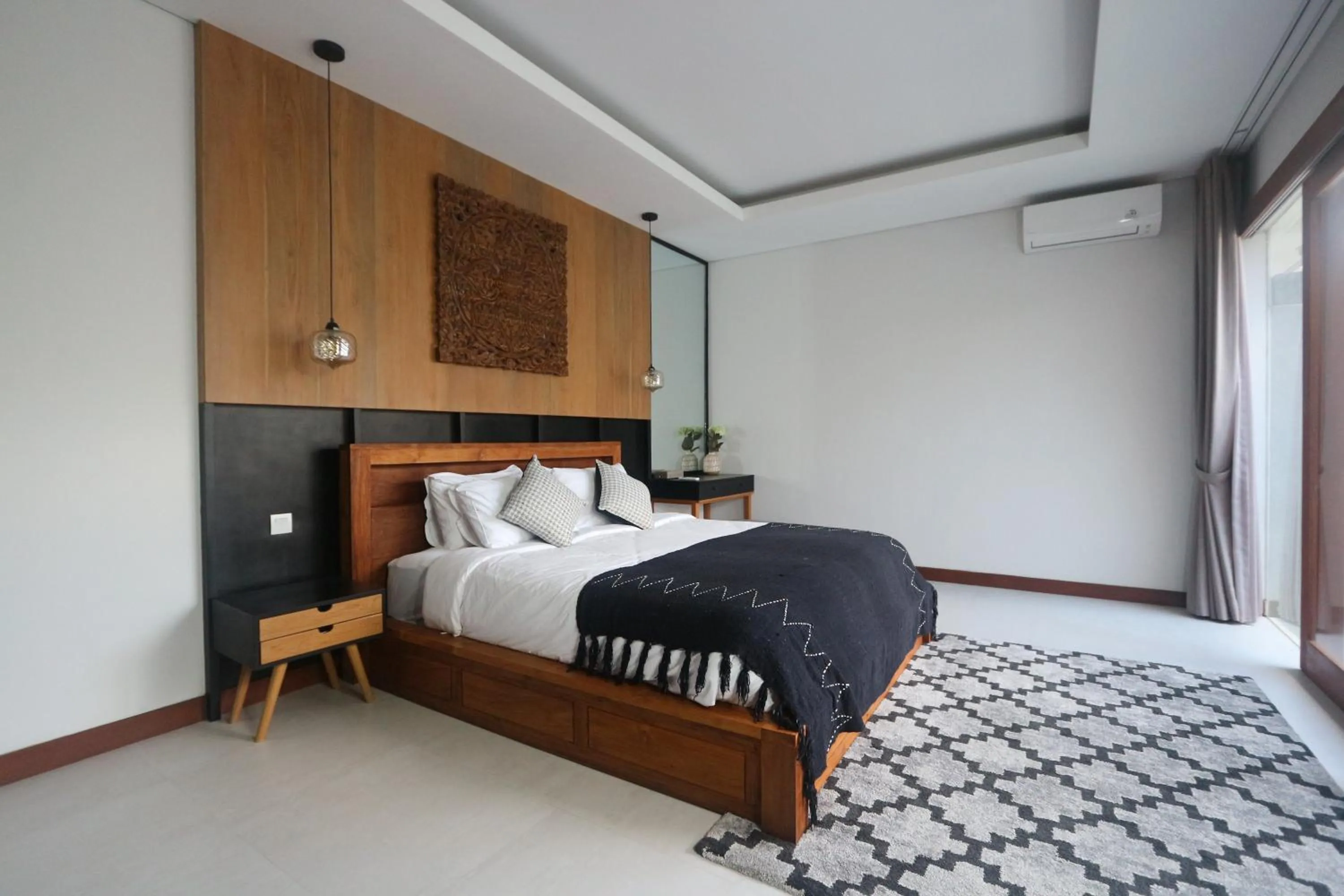 Bed in Stana Kendran Villa