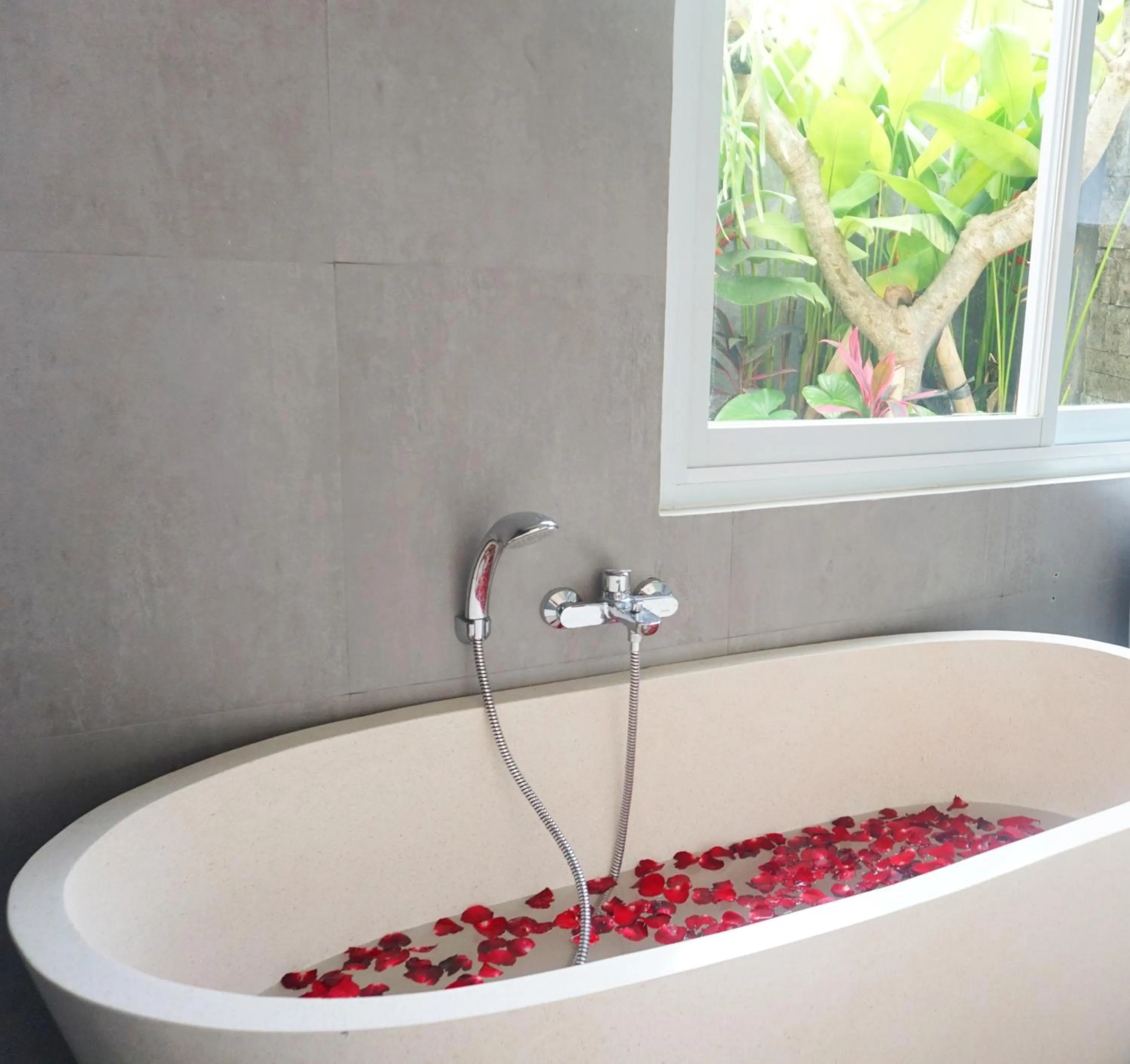 Bath in Stana Kendran Villa