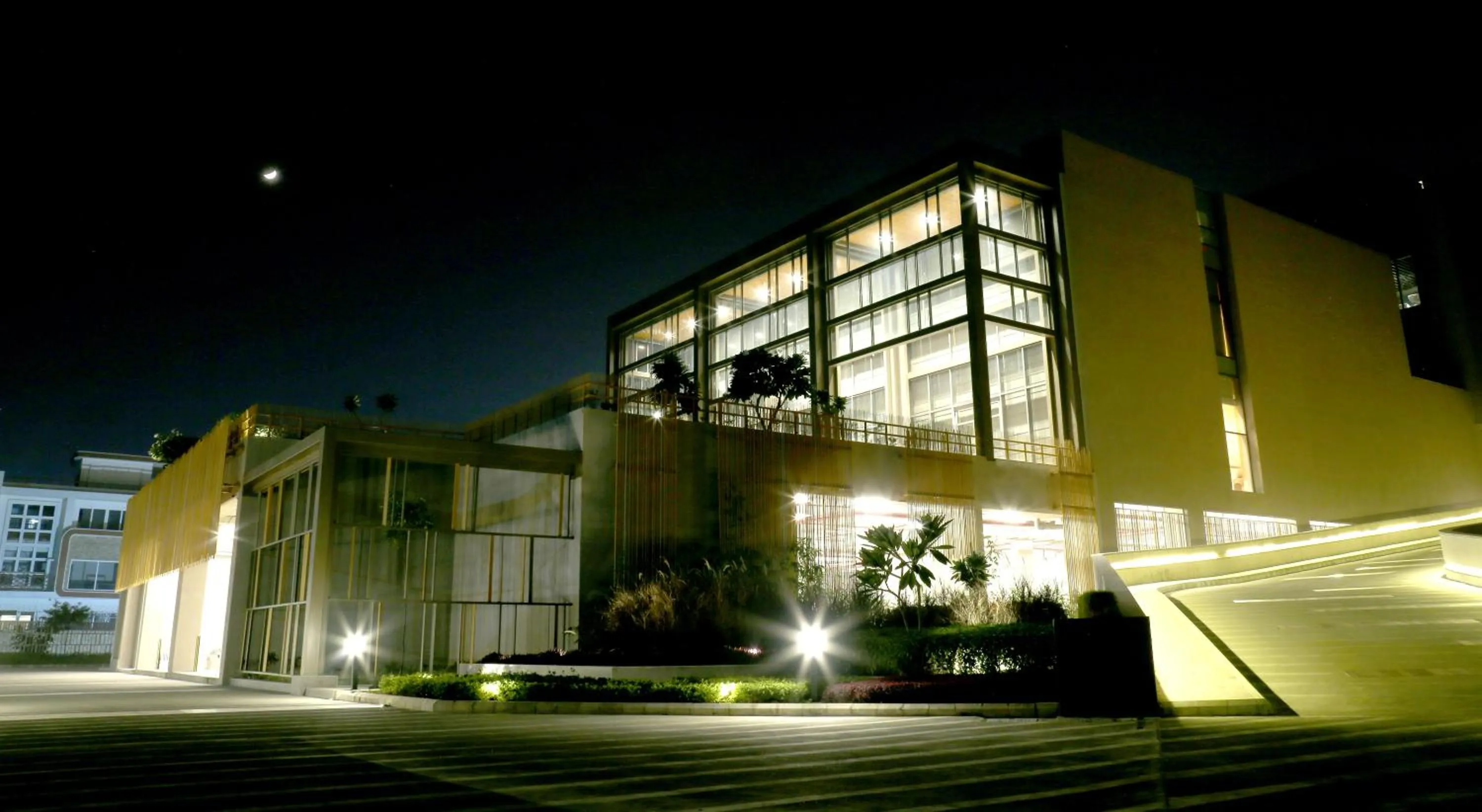 Property building in The Centrum