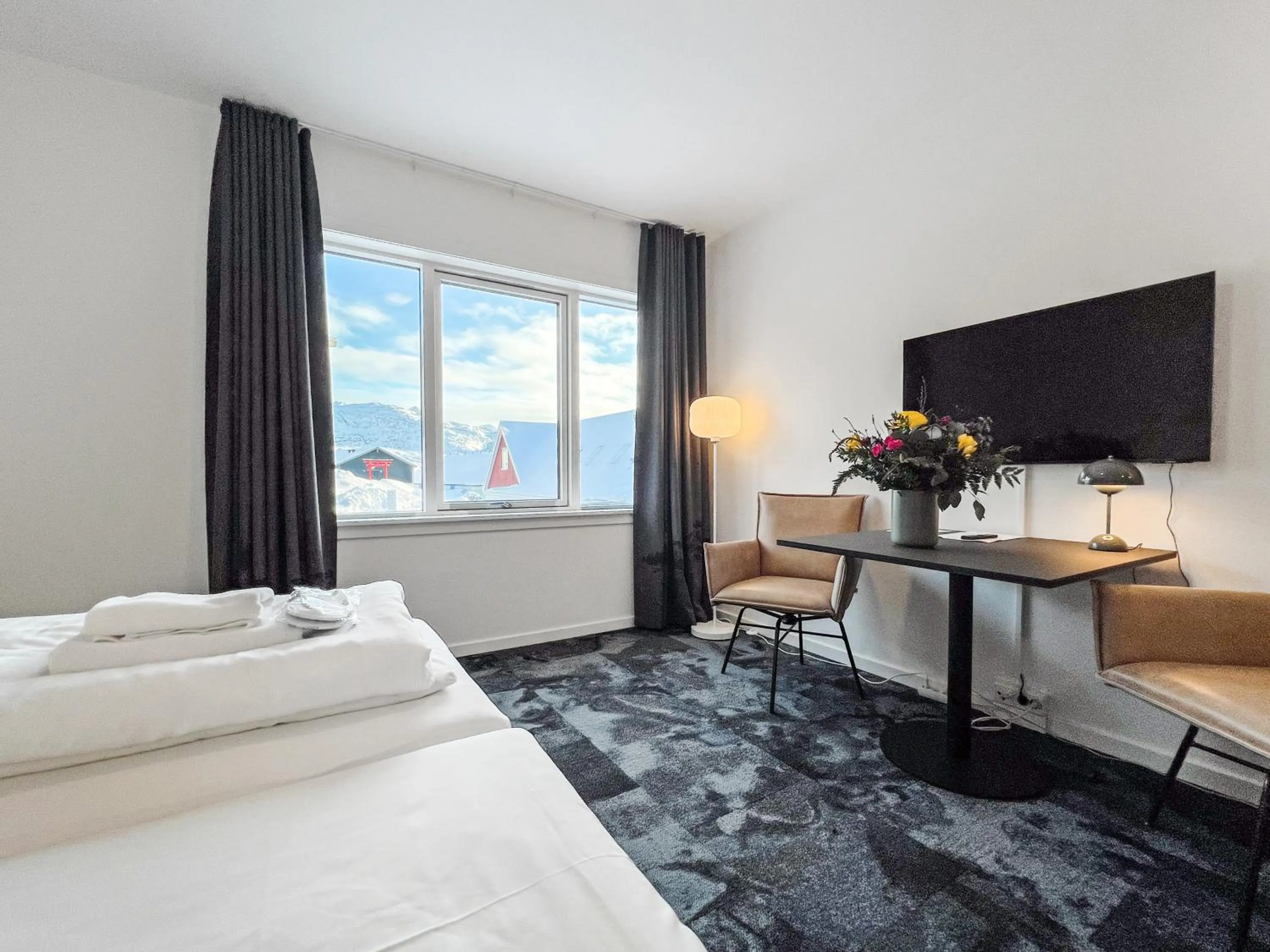 Seating area, Bed in Hotel Nordbo