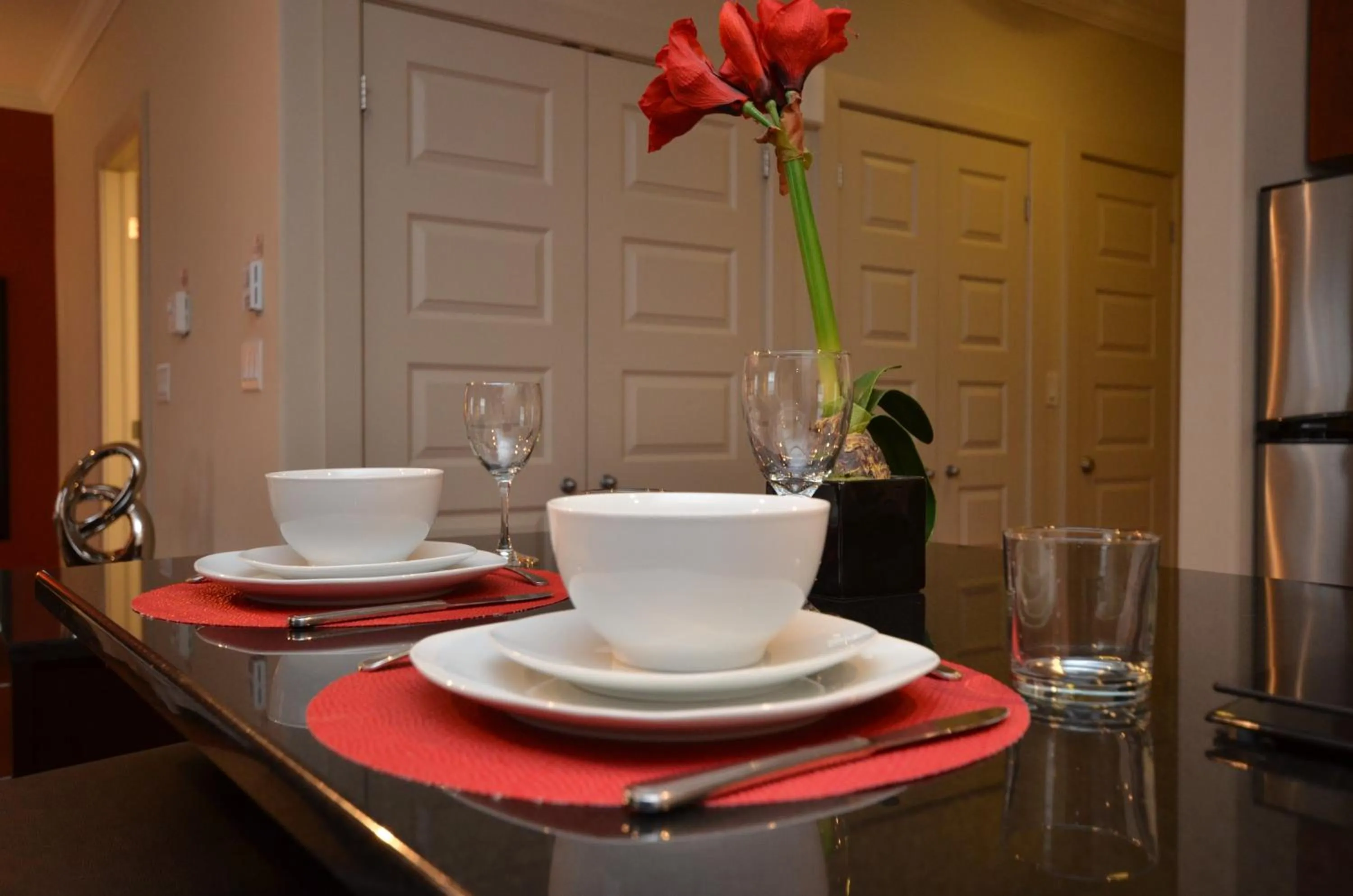 Dining area in Premiere Suites - St. John's Signal Hill Gate
