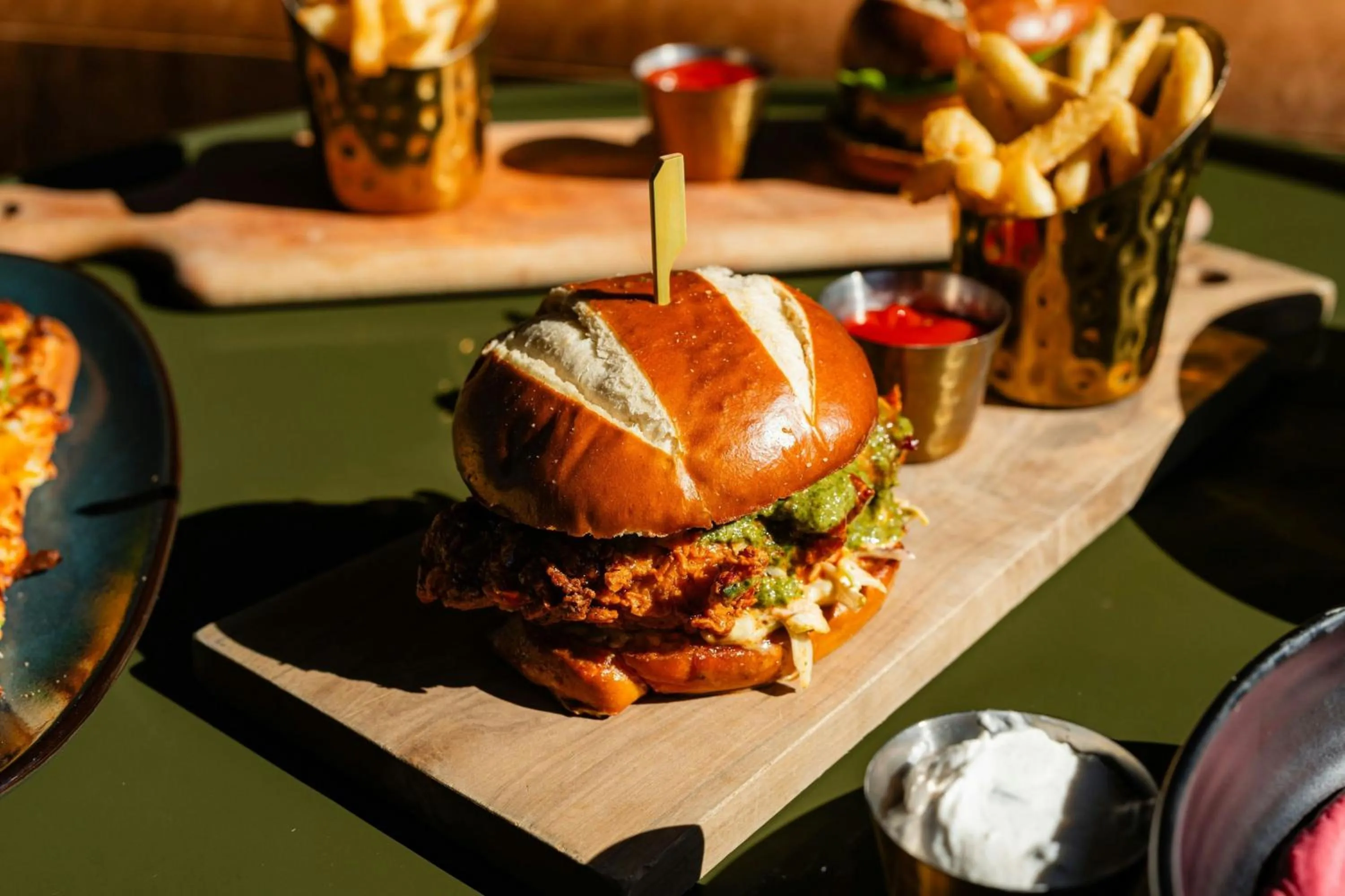 Restaurant/places to eat in W Nashville