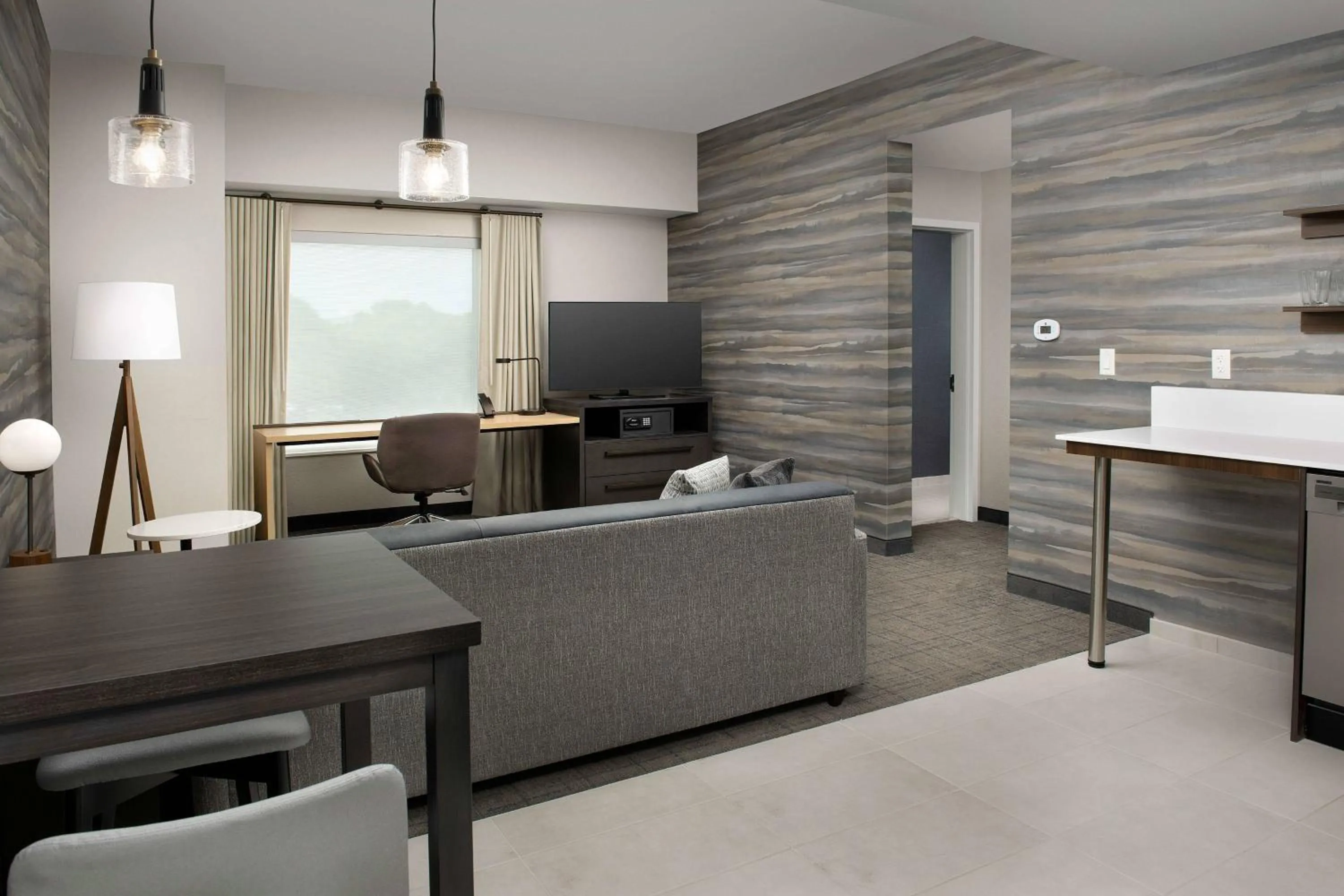 Bedroom in Residence Inn Doral Mall Area