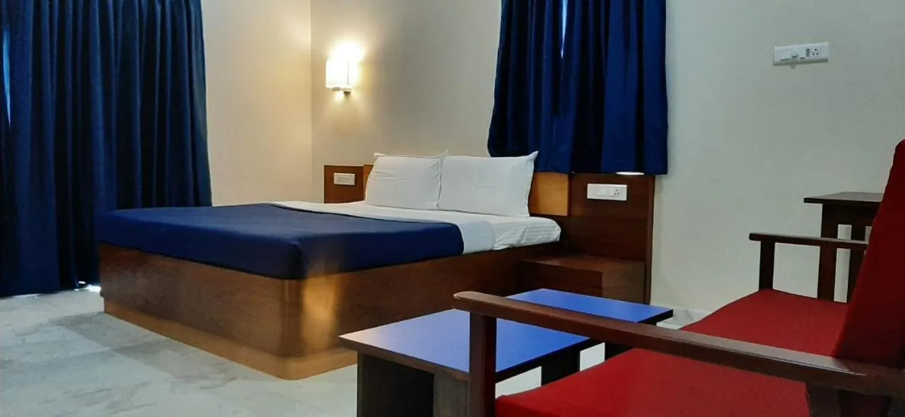 King Room with Balcony in Hotel Agni