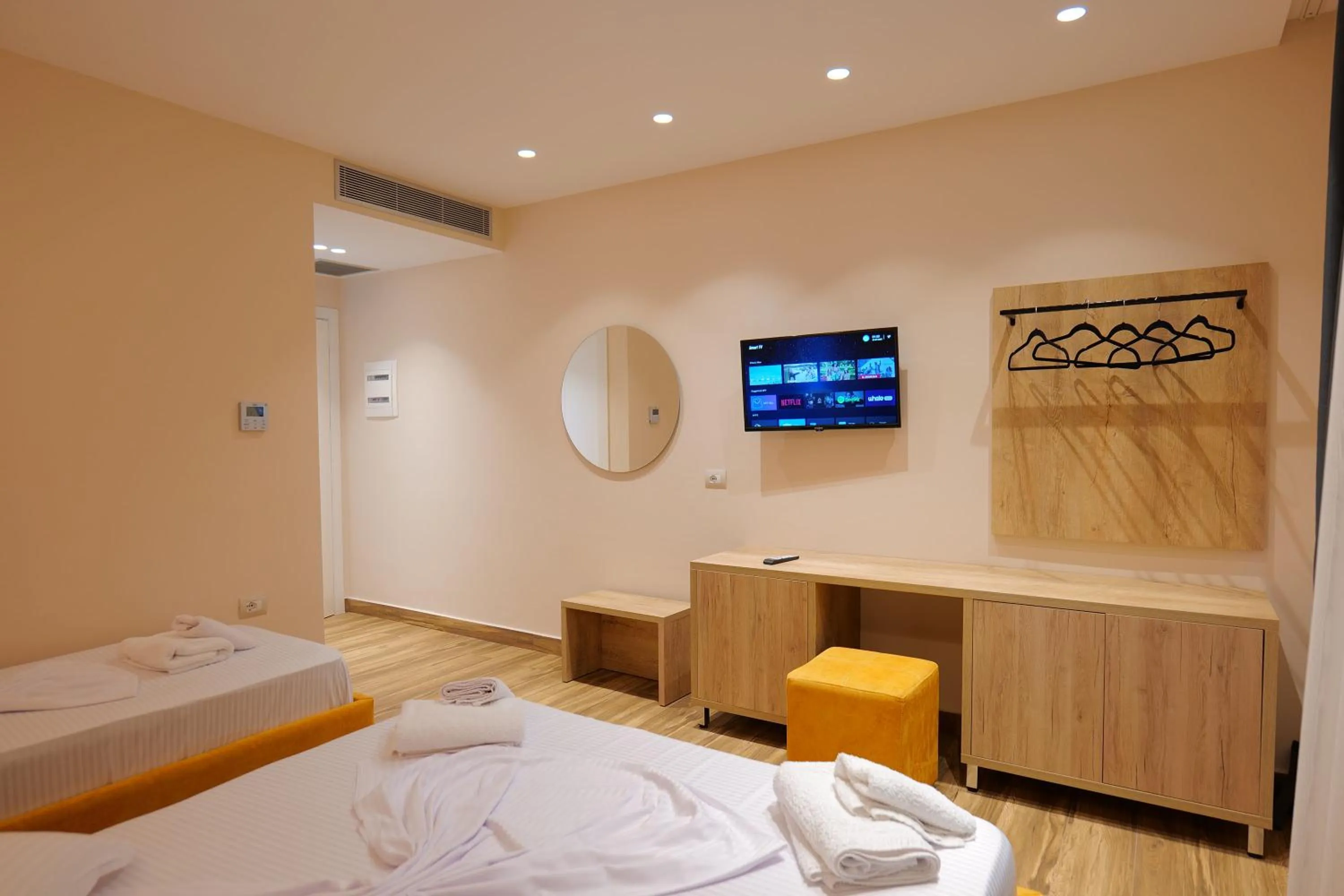 Bed in Hotel Alexander