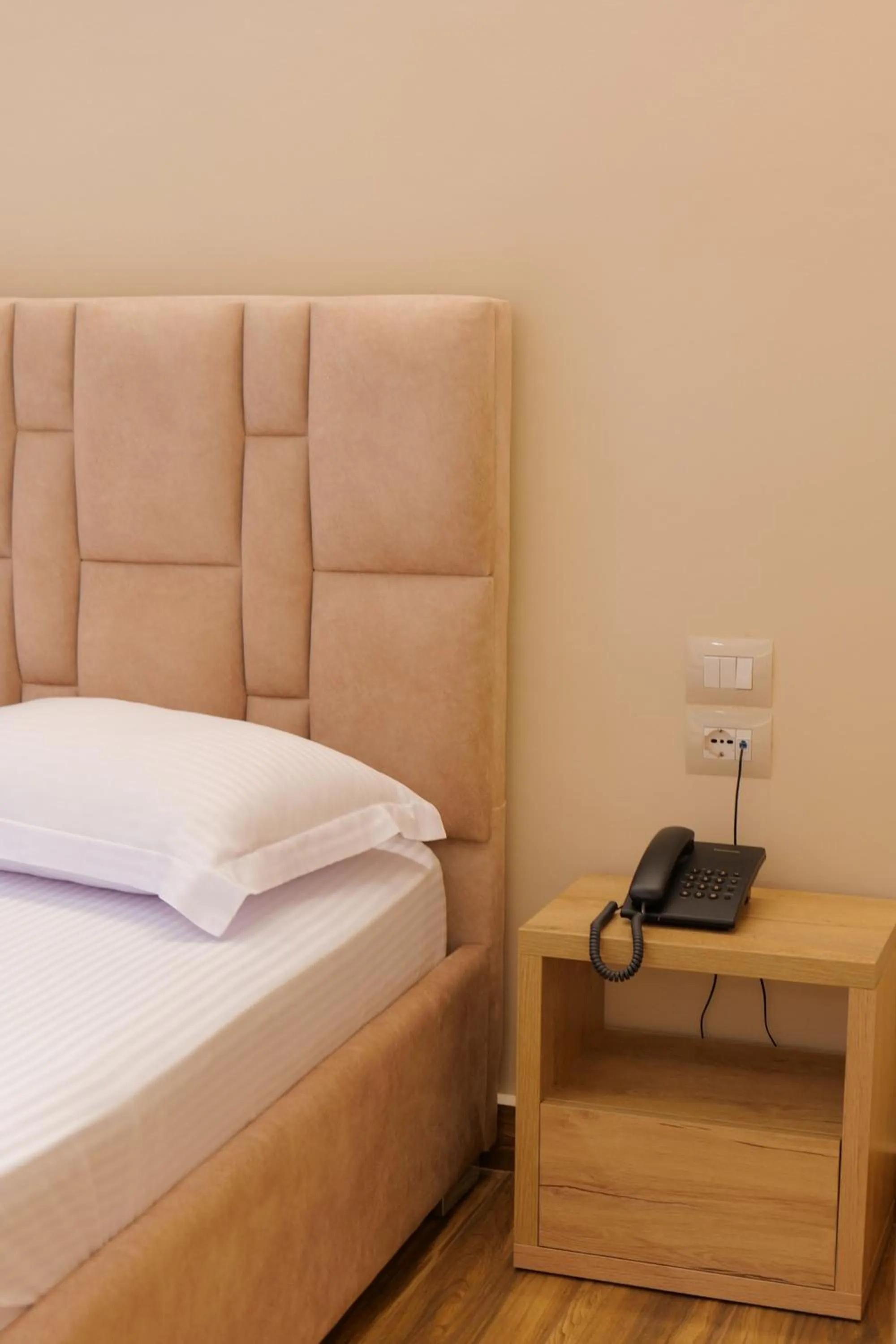 Bed in Hotel Alexander