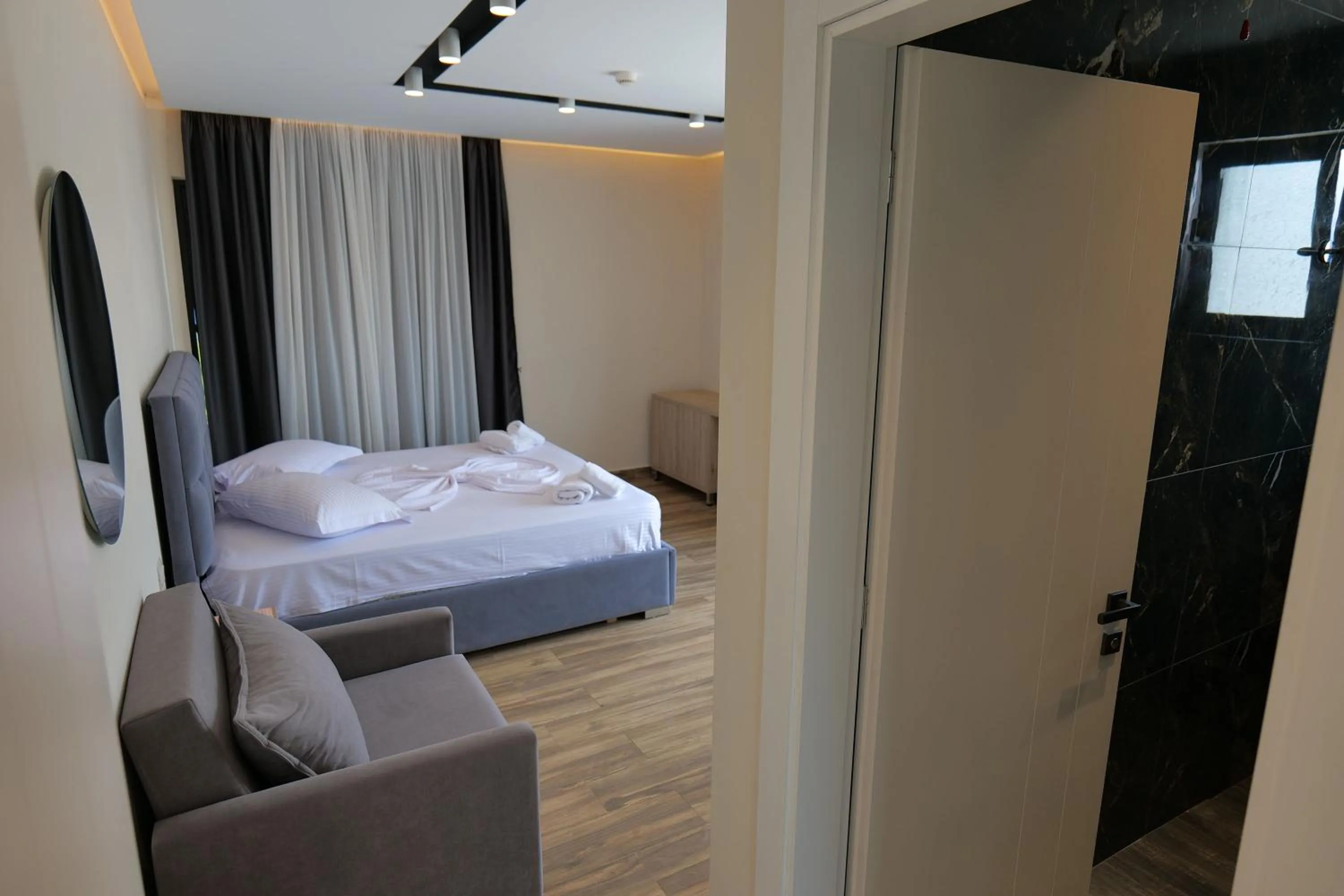 Bed in Hotel Alexander