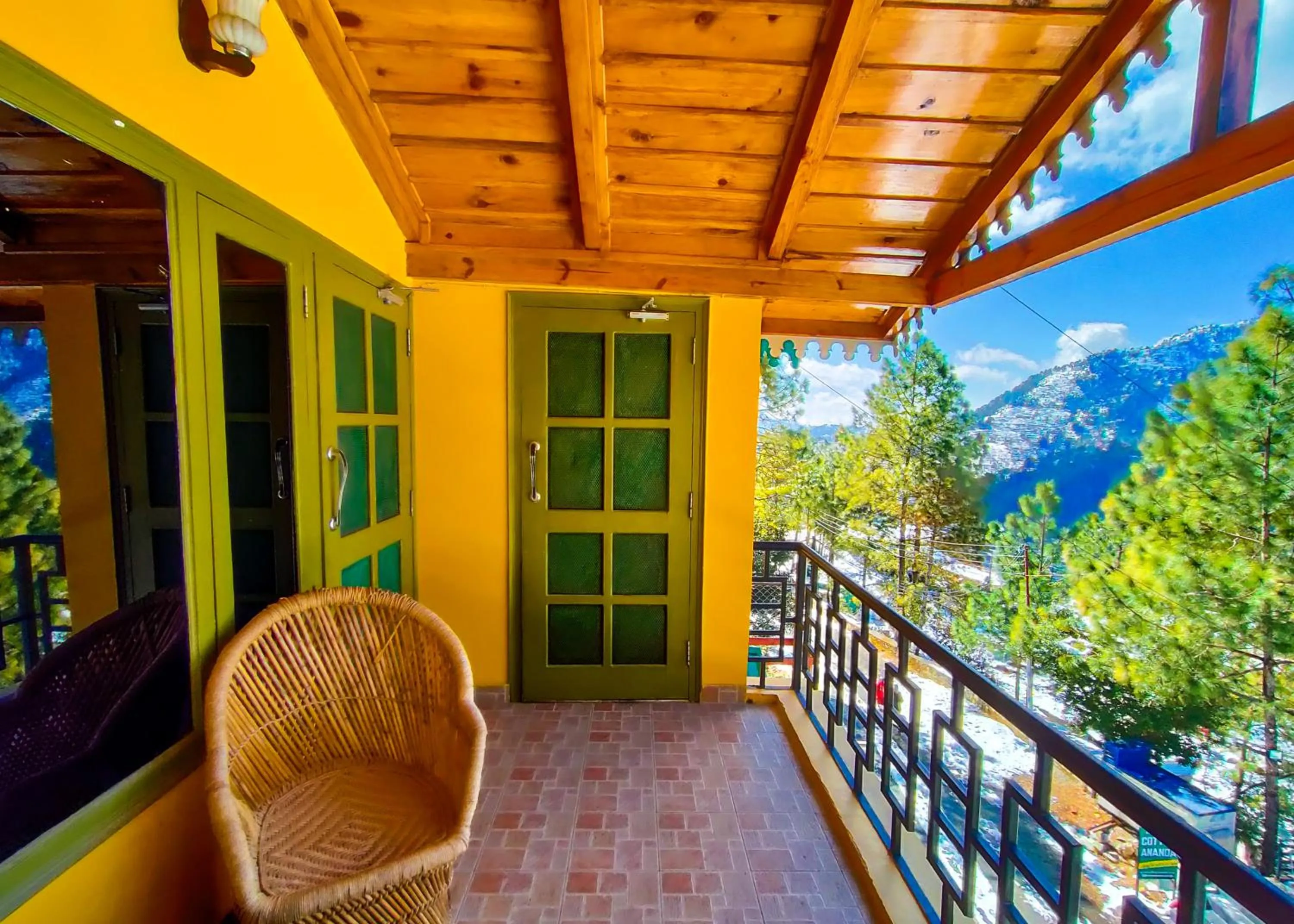 Balcony/Terrace in THEHIMALAYANLIVING WHISTLING PINES