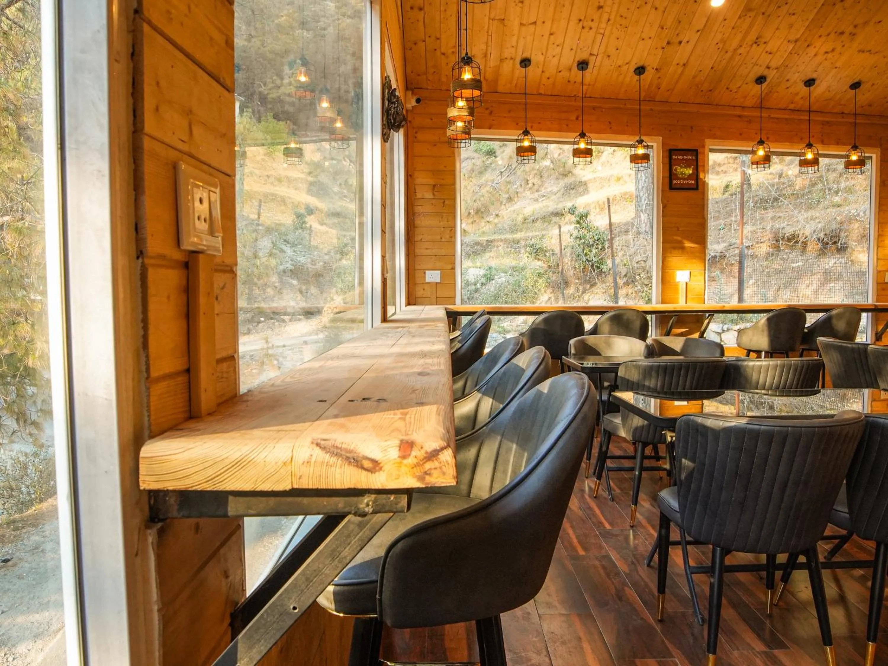 Restaurant/places to eat in THEHIMALAYANLIVING WHISTLING PINES