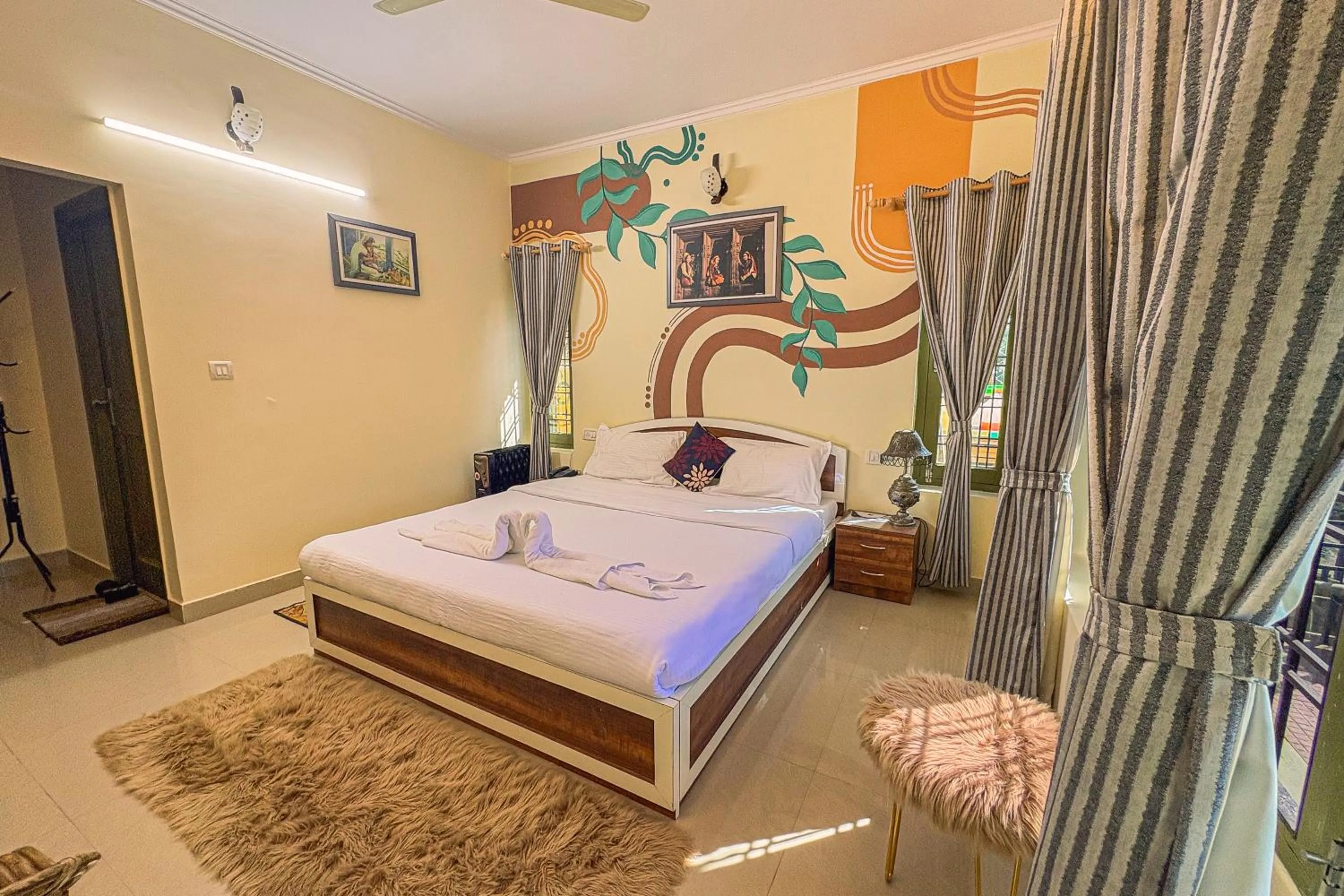 Photo of the whole room, Bed in THEHIMALAYANLIVING WHISTLING PINES