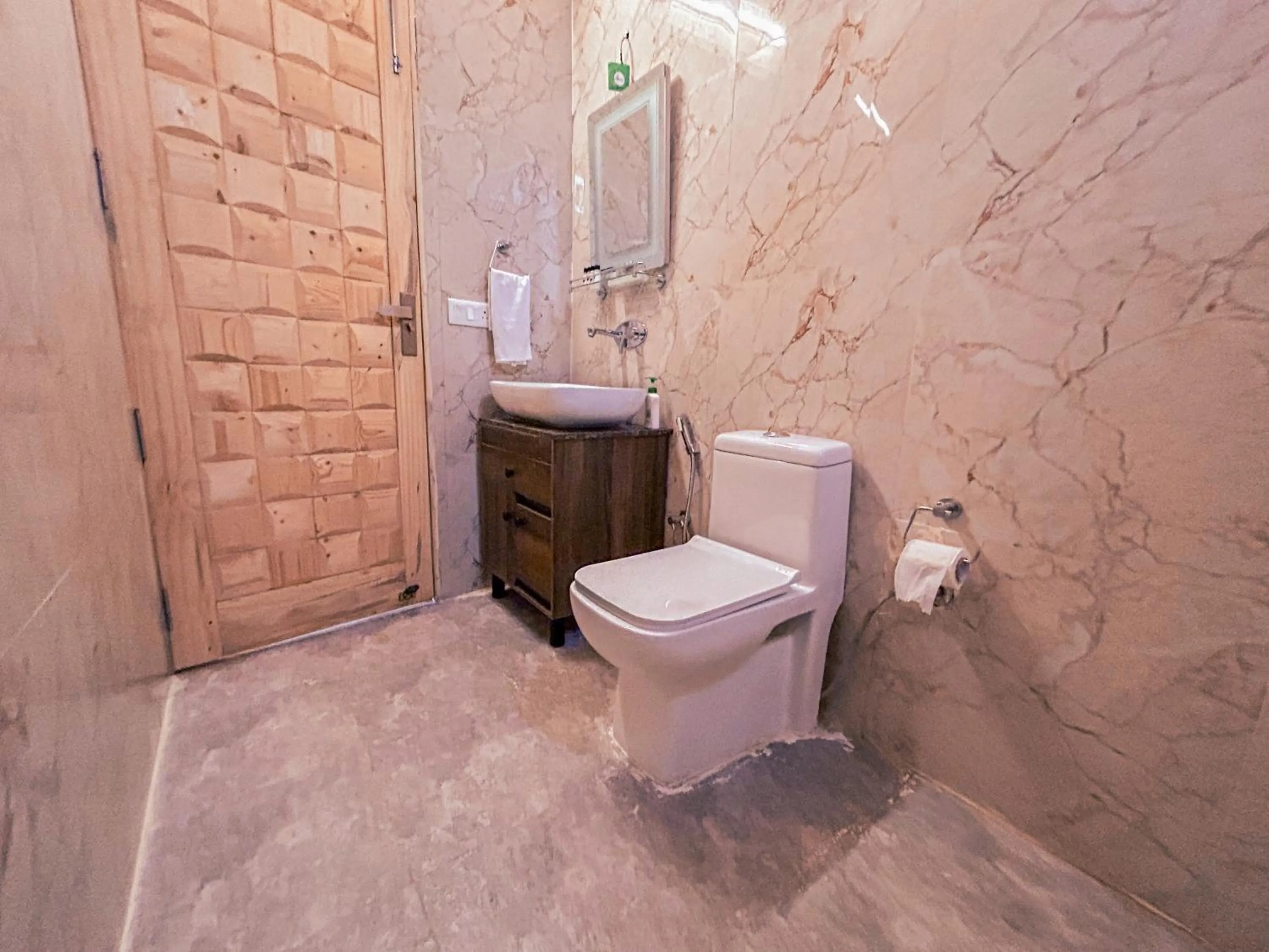 Bathroom in THEHIMALAYANLIVING WHISTLING PINES