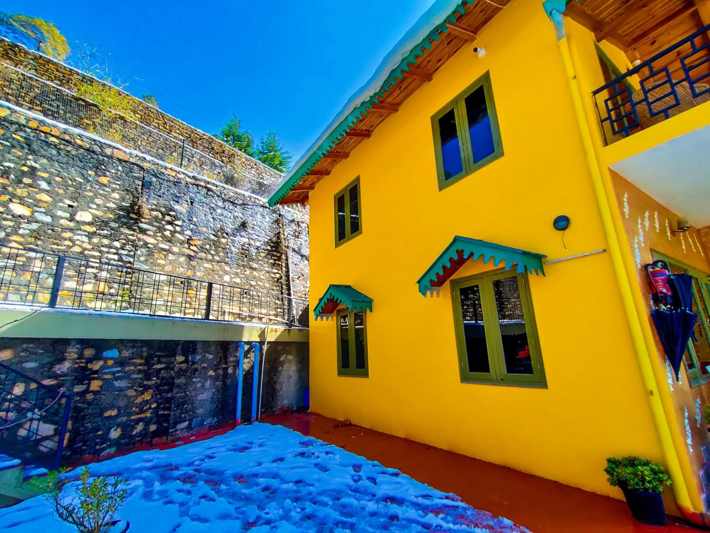 Property building in THEHIMALAYANLIVING WHISTLING PINES