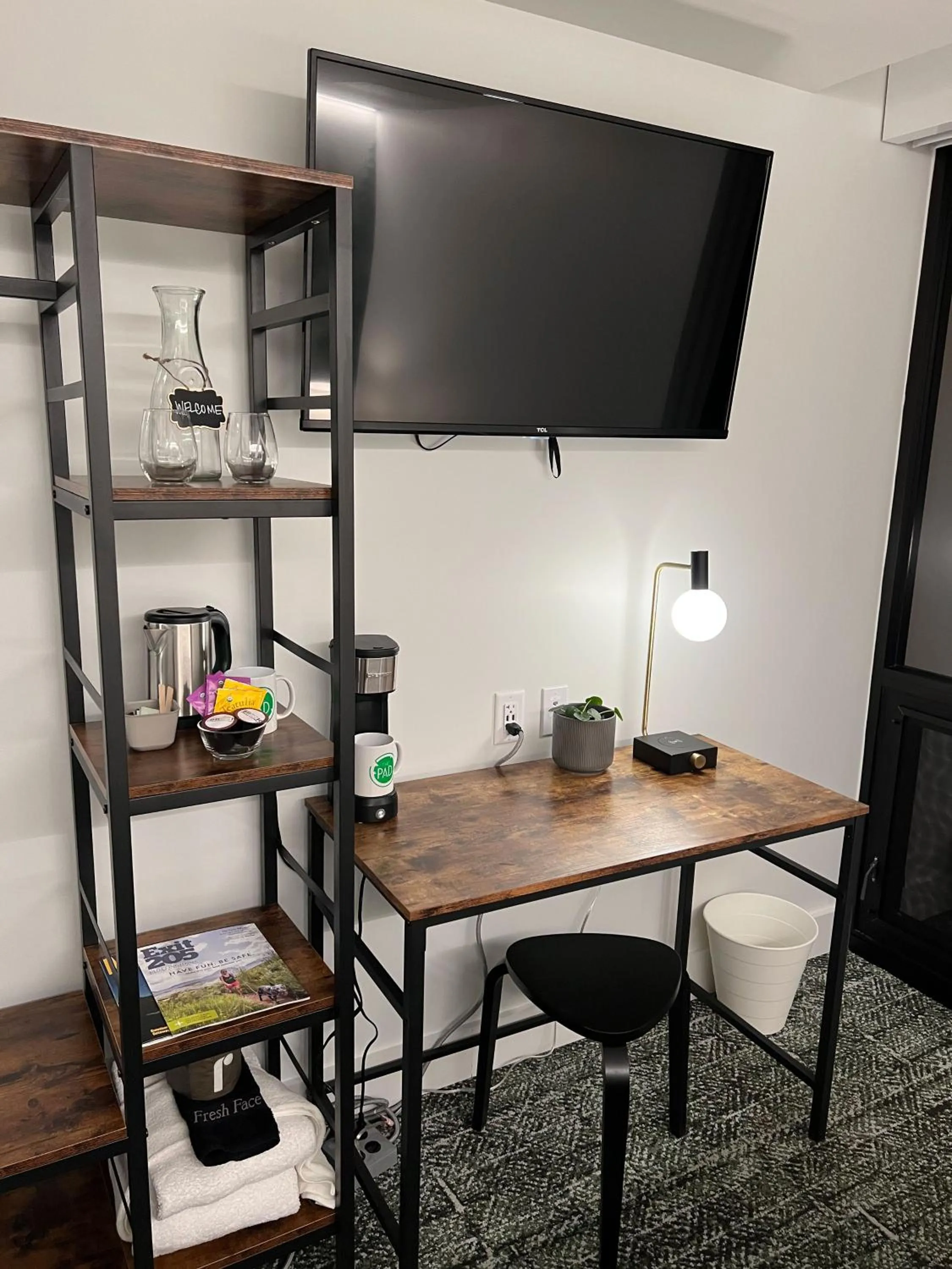 TV and multimedia in The Block Hotel & Commons