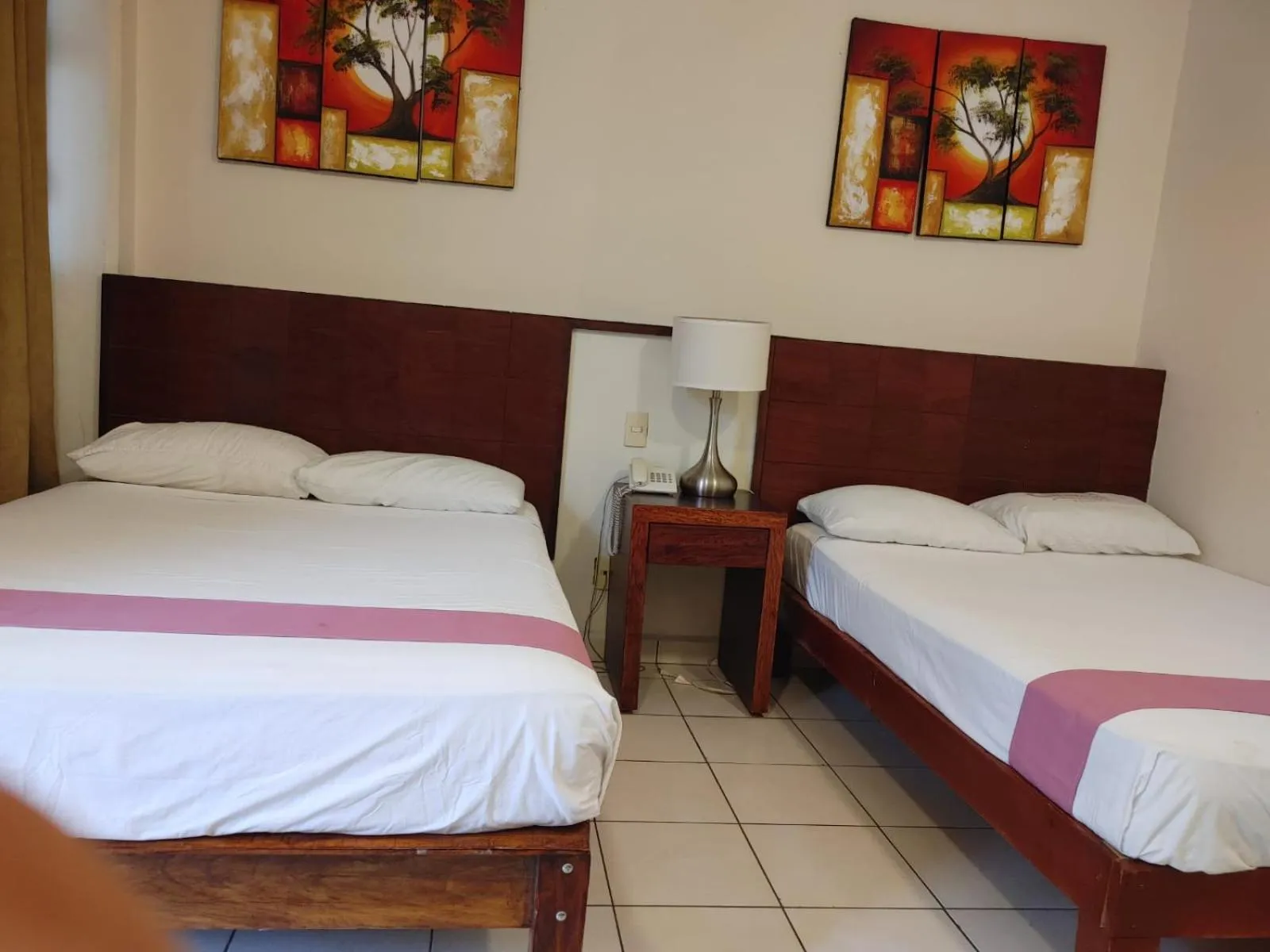 Bed in Hotel Tradicional Savaro SA de CV