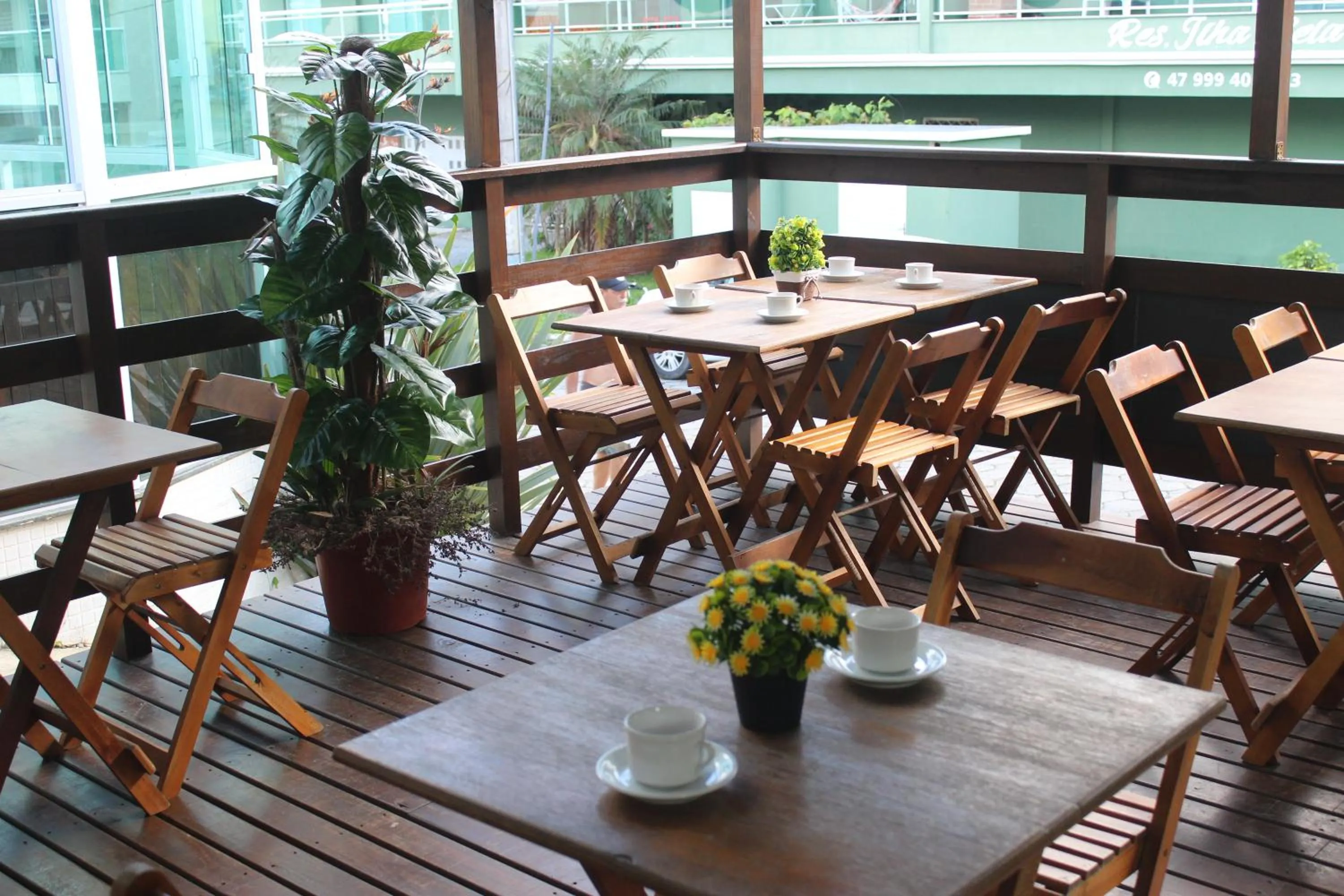 Restaurant/places to eat in Hotel Bela Onda