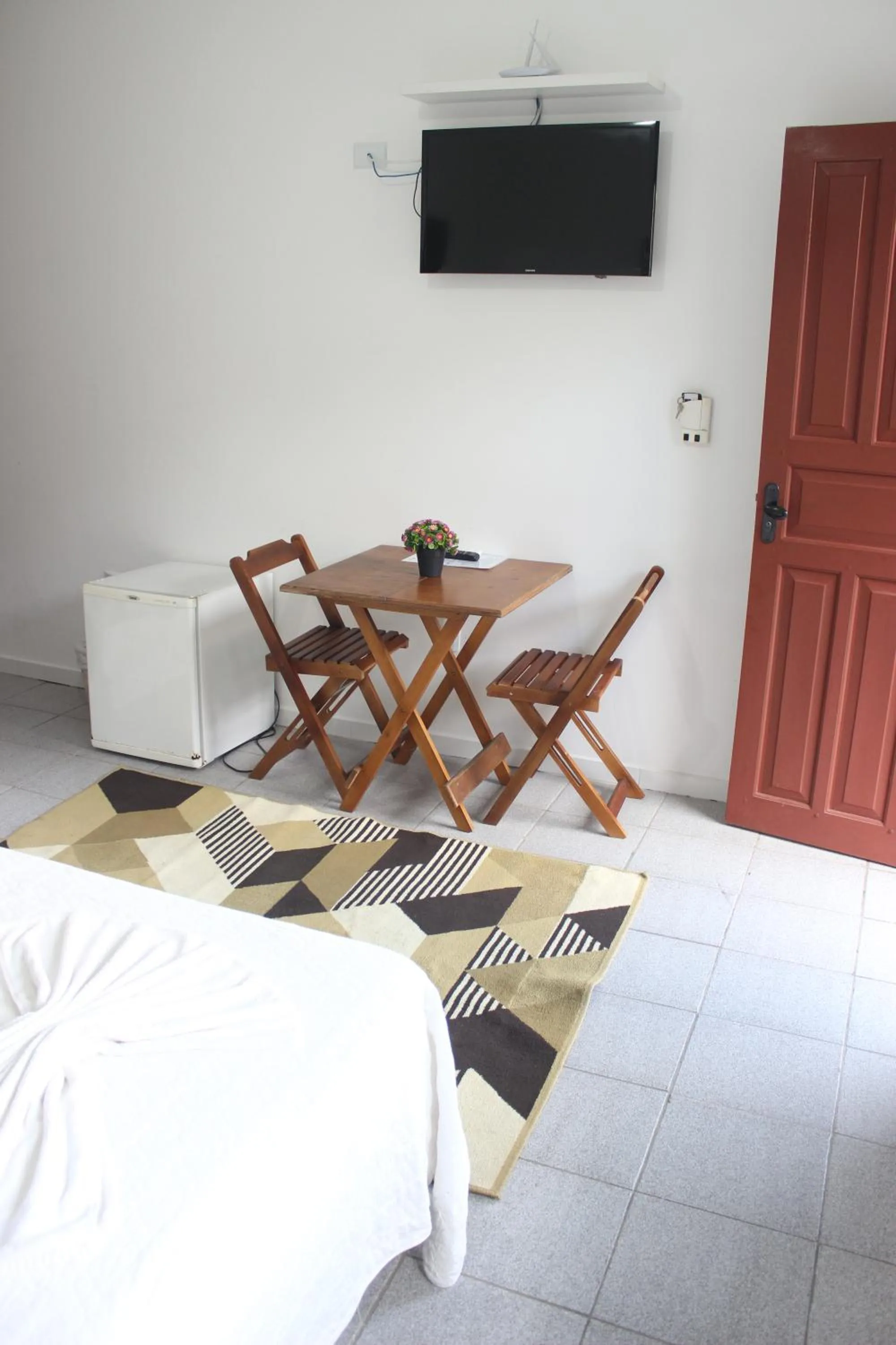 TV and multimedia, Bed in Hotel Bela Onda