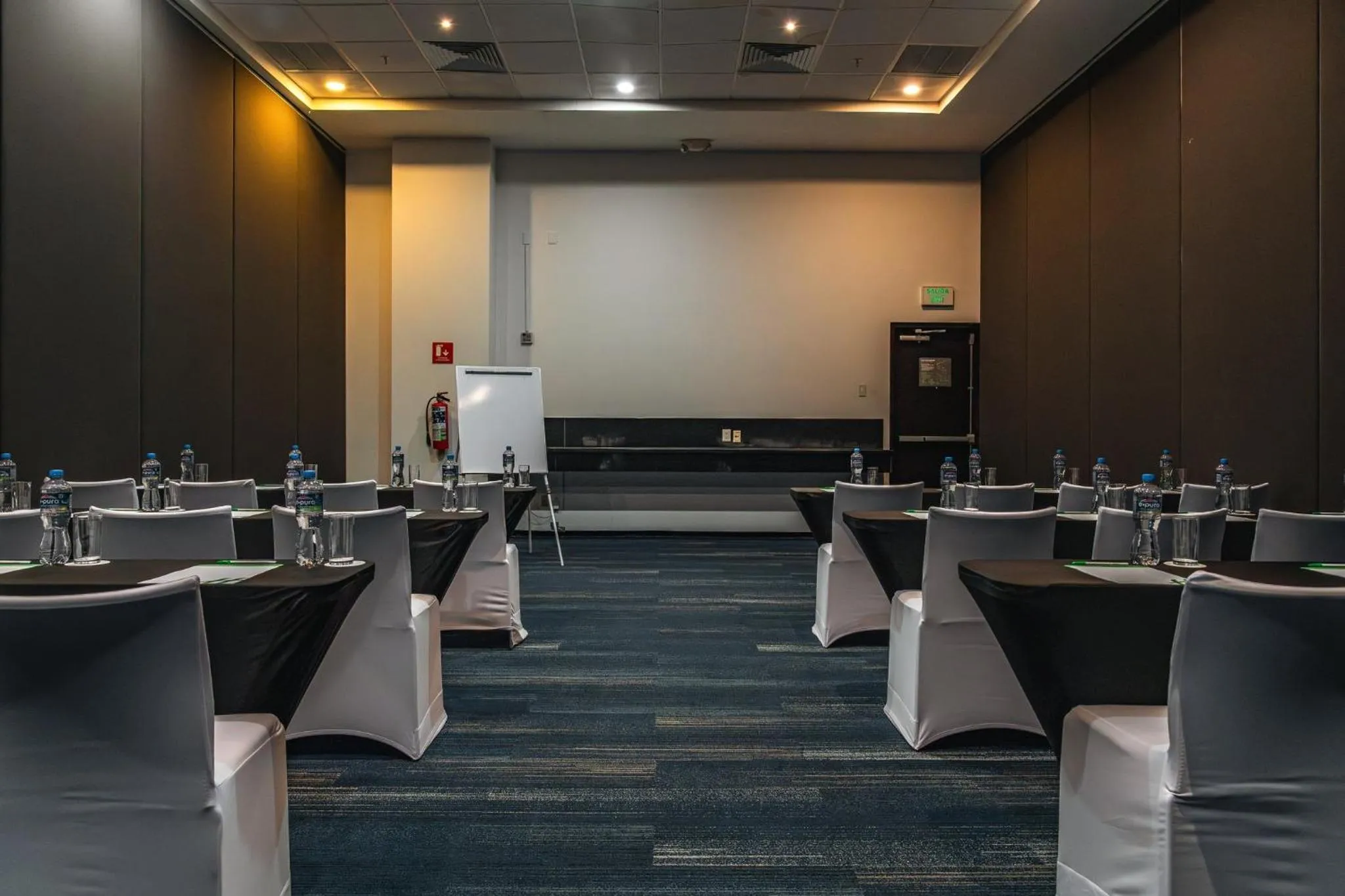 Meeting/conference room in Holiday Inn Guadalajara Patria-Universidad by IHG