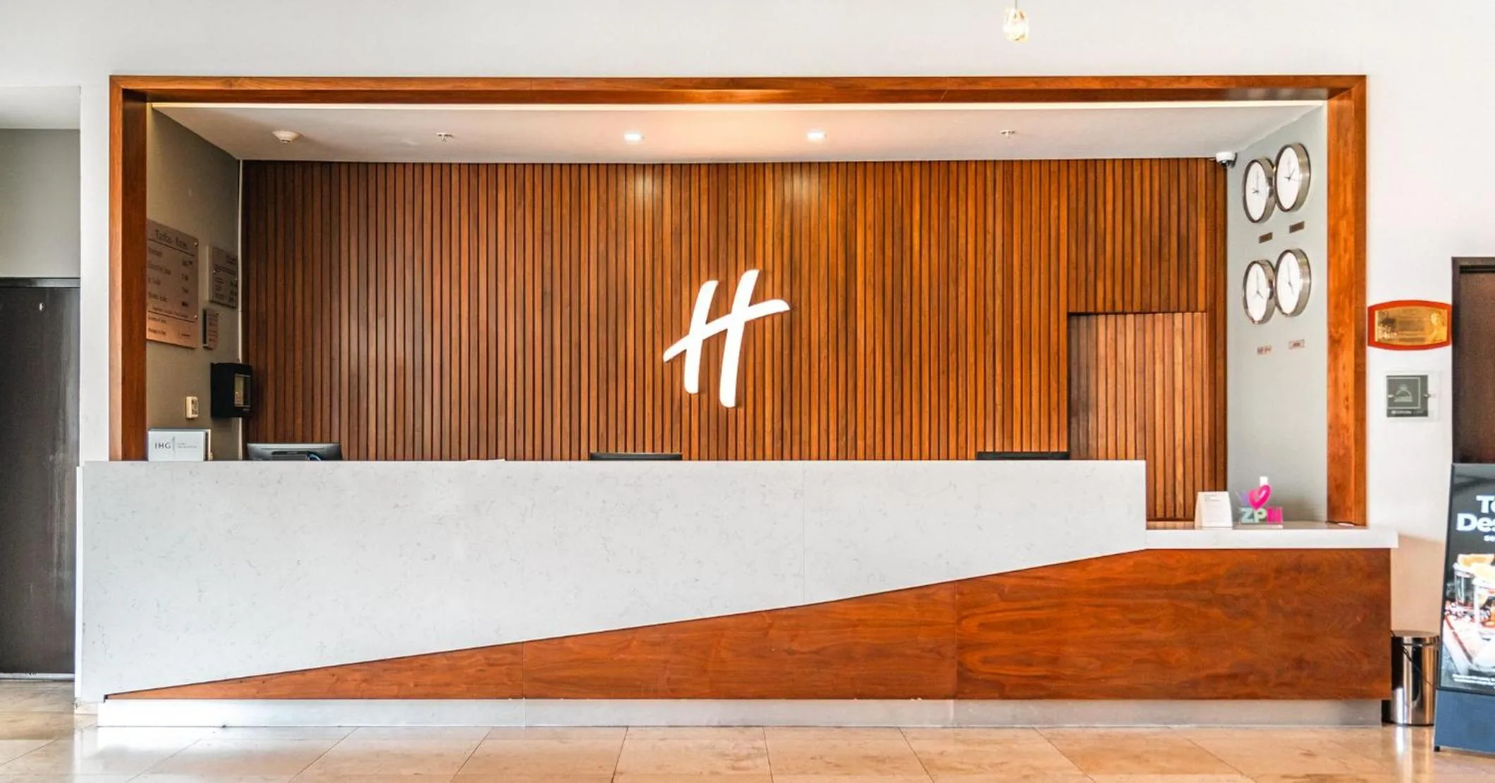 Property building in Holiday Inn Guadalajara Patria-Universidad by IHG