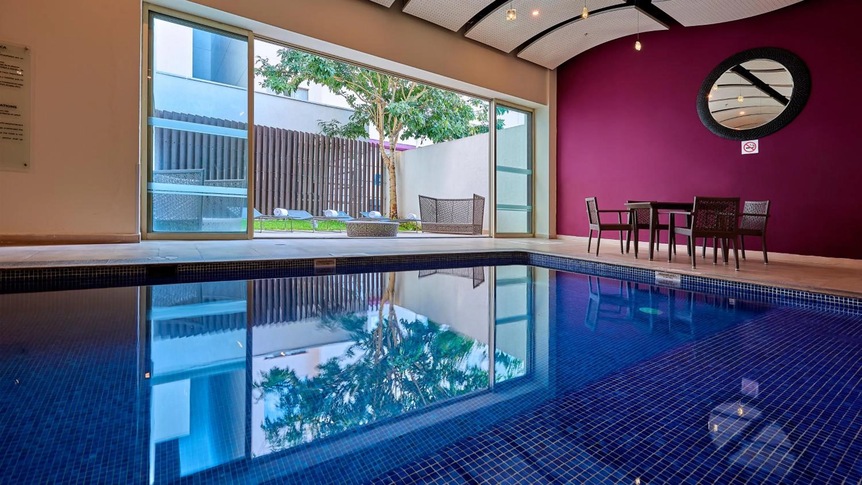 Swimming Pool in HS HOTSSON Smart Guadalajara Autónoma